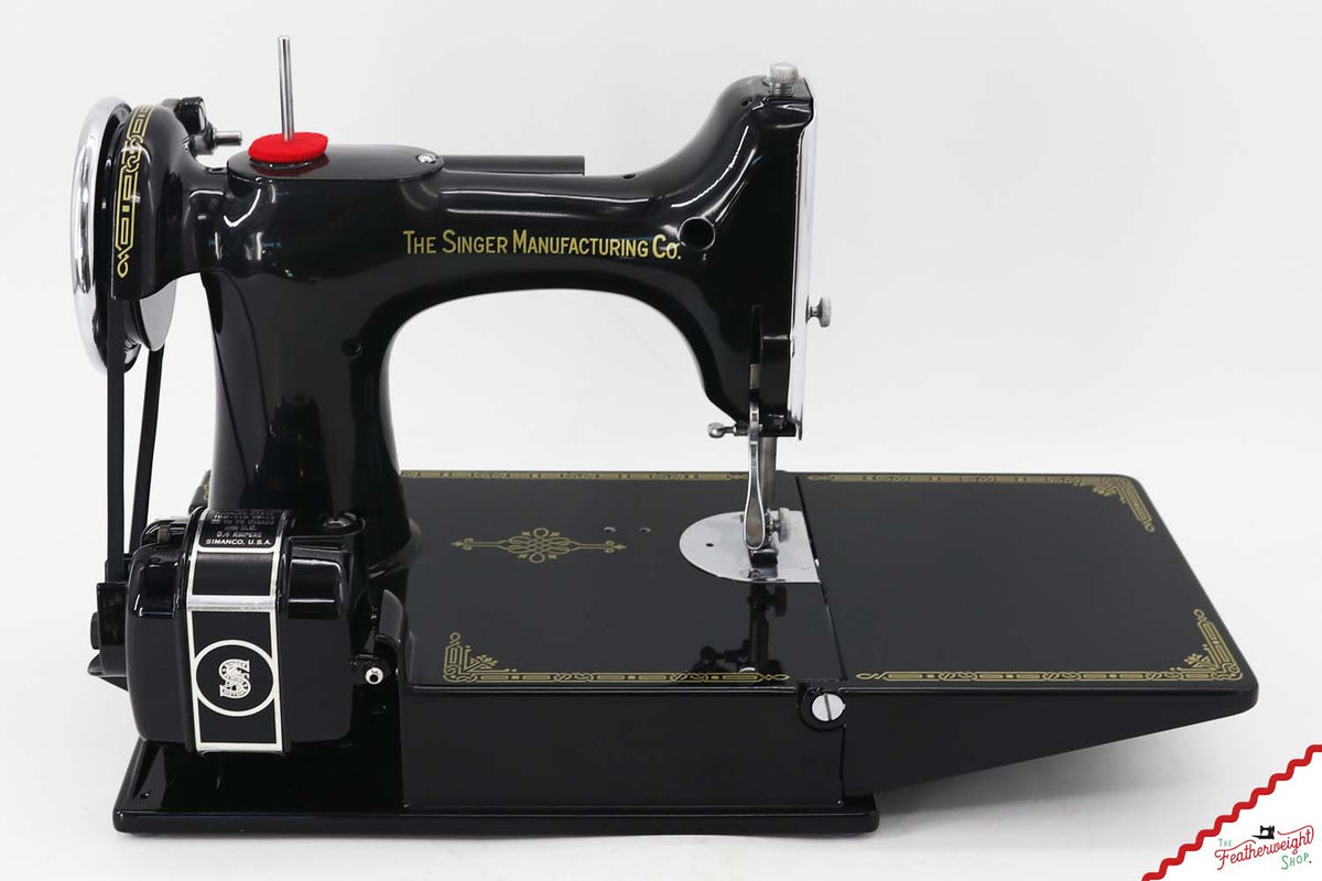 Singer Featherweight 221, "First-Run" 1933 AD54544* - Fully Restored in Gloss Black
