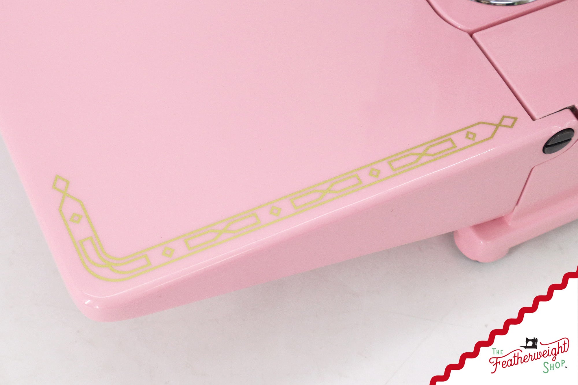 Singer Featherweight 222K - EJ2699** - Fully Restored in Pink Frosting