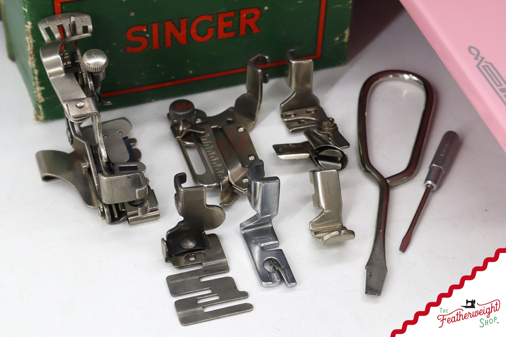 Singer Featherweight 221K - EE4528** - Fully Restored in Pink Frosting