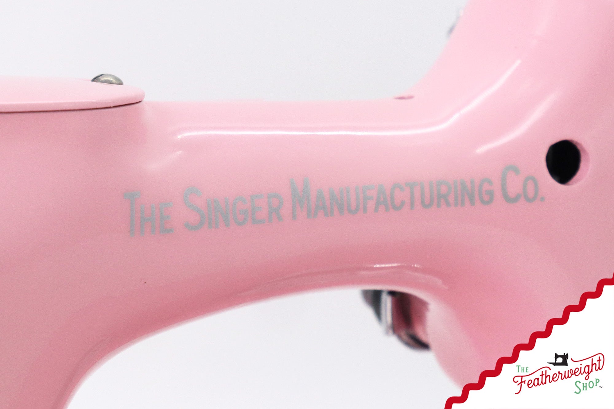 Singer Featherweight 221K - EE4528** - Fully Restored in Pink Frosting