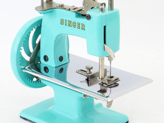 Load image into Gallery viewer, Singer Sewhandy Model 20 - Fully Restored in Tiffany Blue - May 2024, Faire