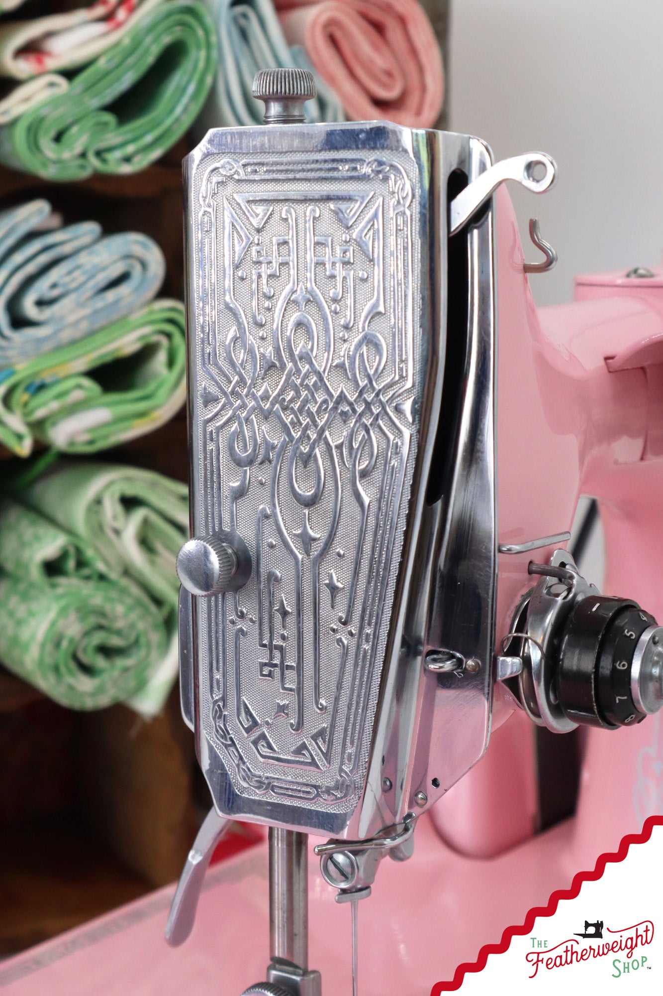 Singer Featherweight 221K - EE4528** - Fully Restored in Pink Frosting