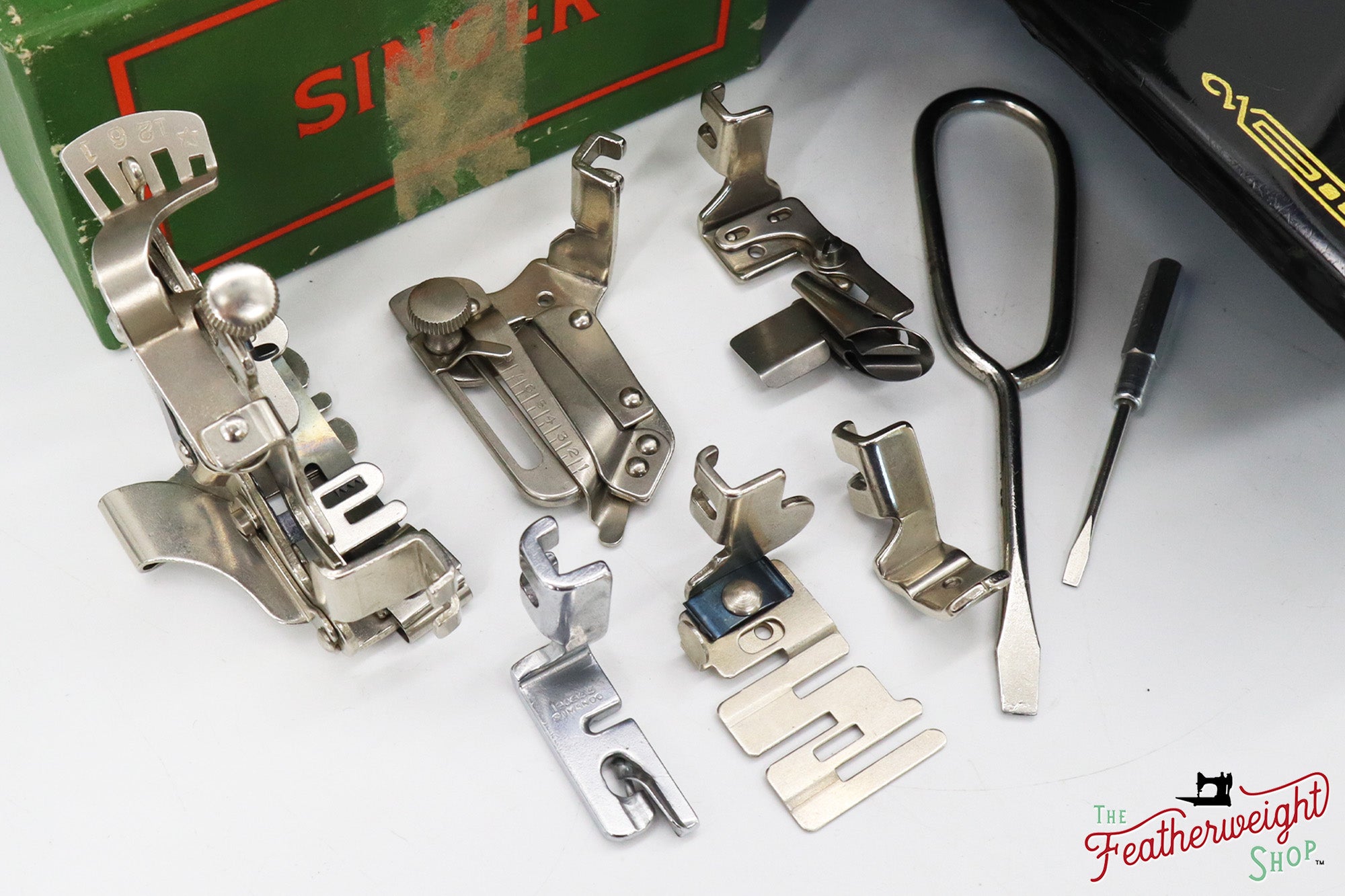 Singer Featherweight 221K, EG348***, RARE Great Britain Decal