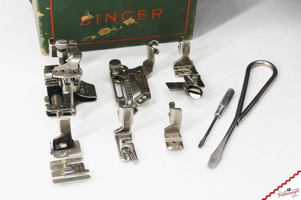 Singer Featherweight 221 Sewing Machine, AF743*** - 1941