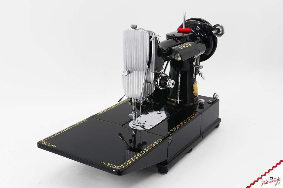 Singer Featherweight 222K Sewing Machine - EK3206**, 1955