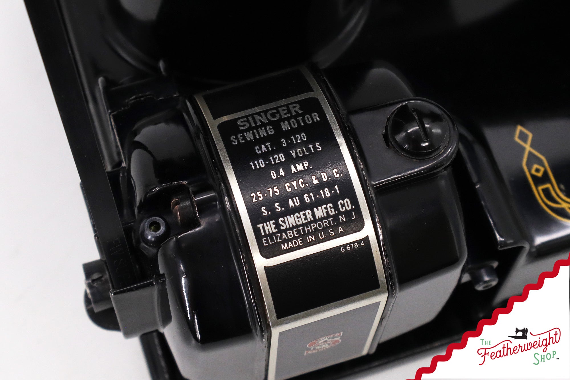 Singer Featherweight 221 Sewing Machine, AM182*** - 1955