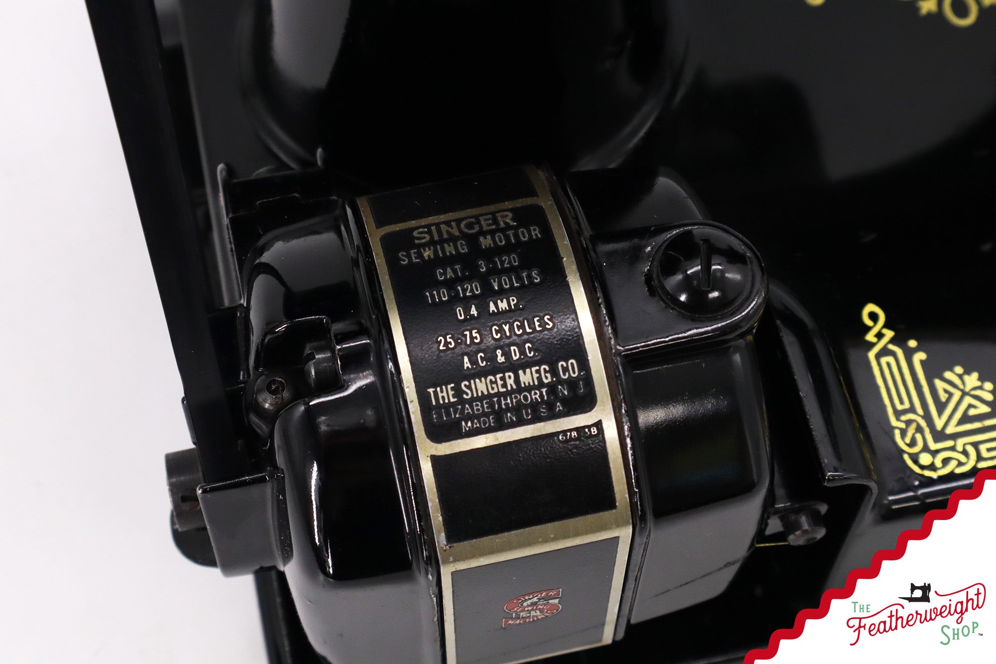 Singer Featherweight 221 Sewing Machine, AL164*** - 1952