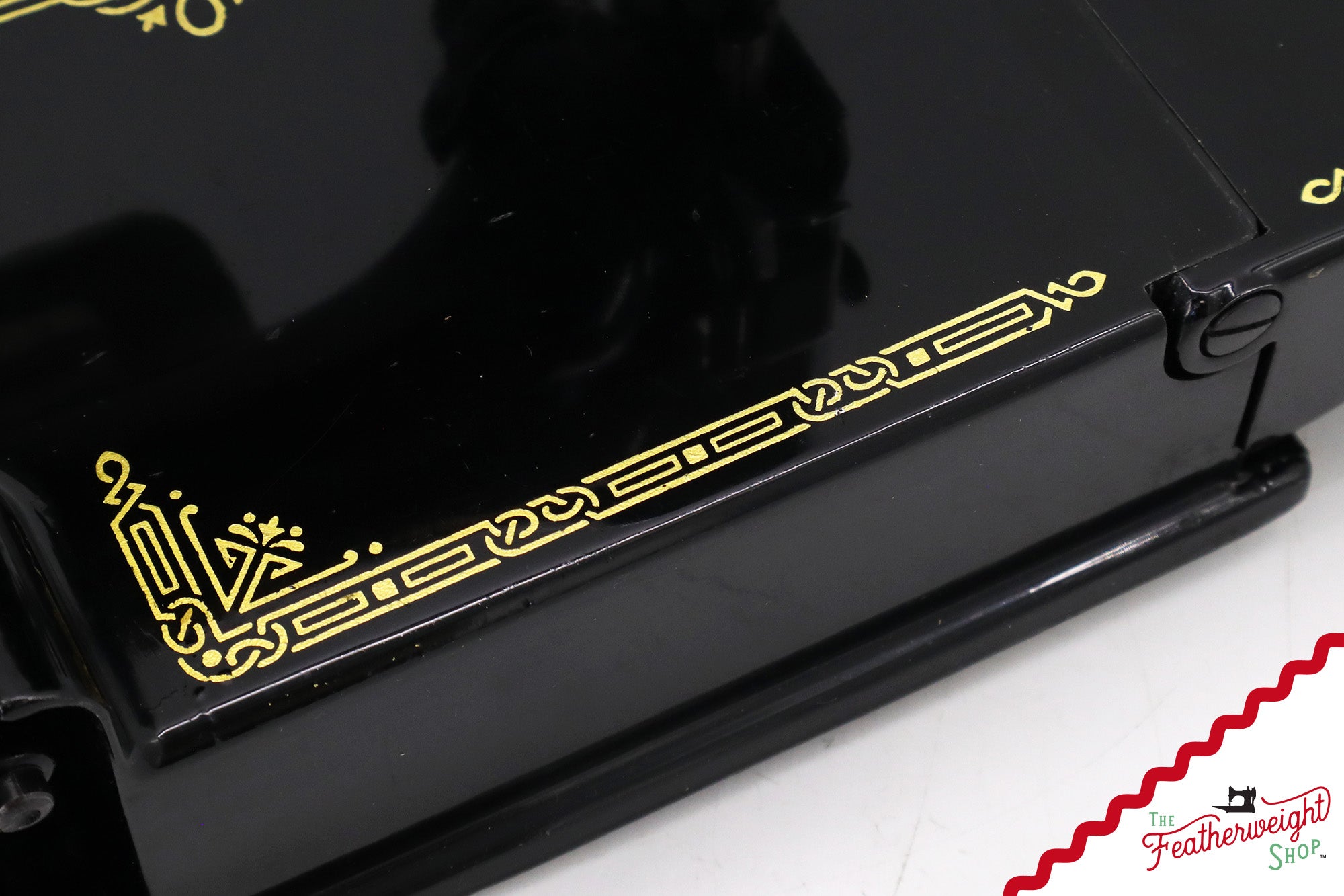 Singer Featherweight 221 Sewing Machine, AL164*** - 1952