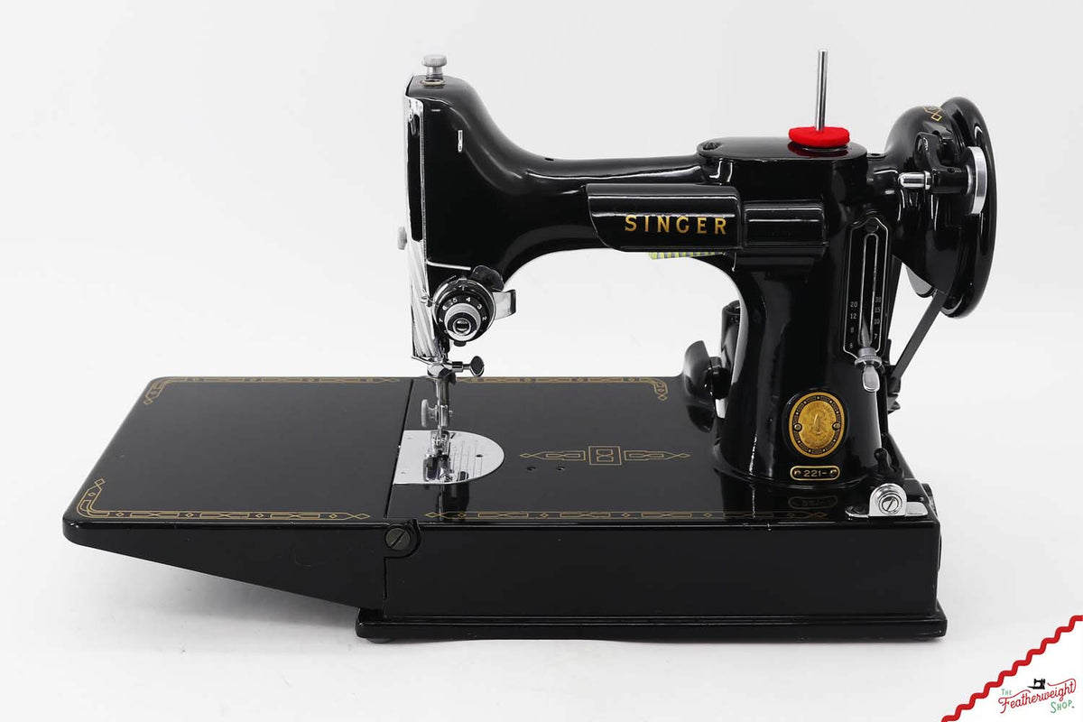 Singer Featherweight 221 Sewing Machine, AM166*** - 1955