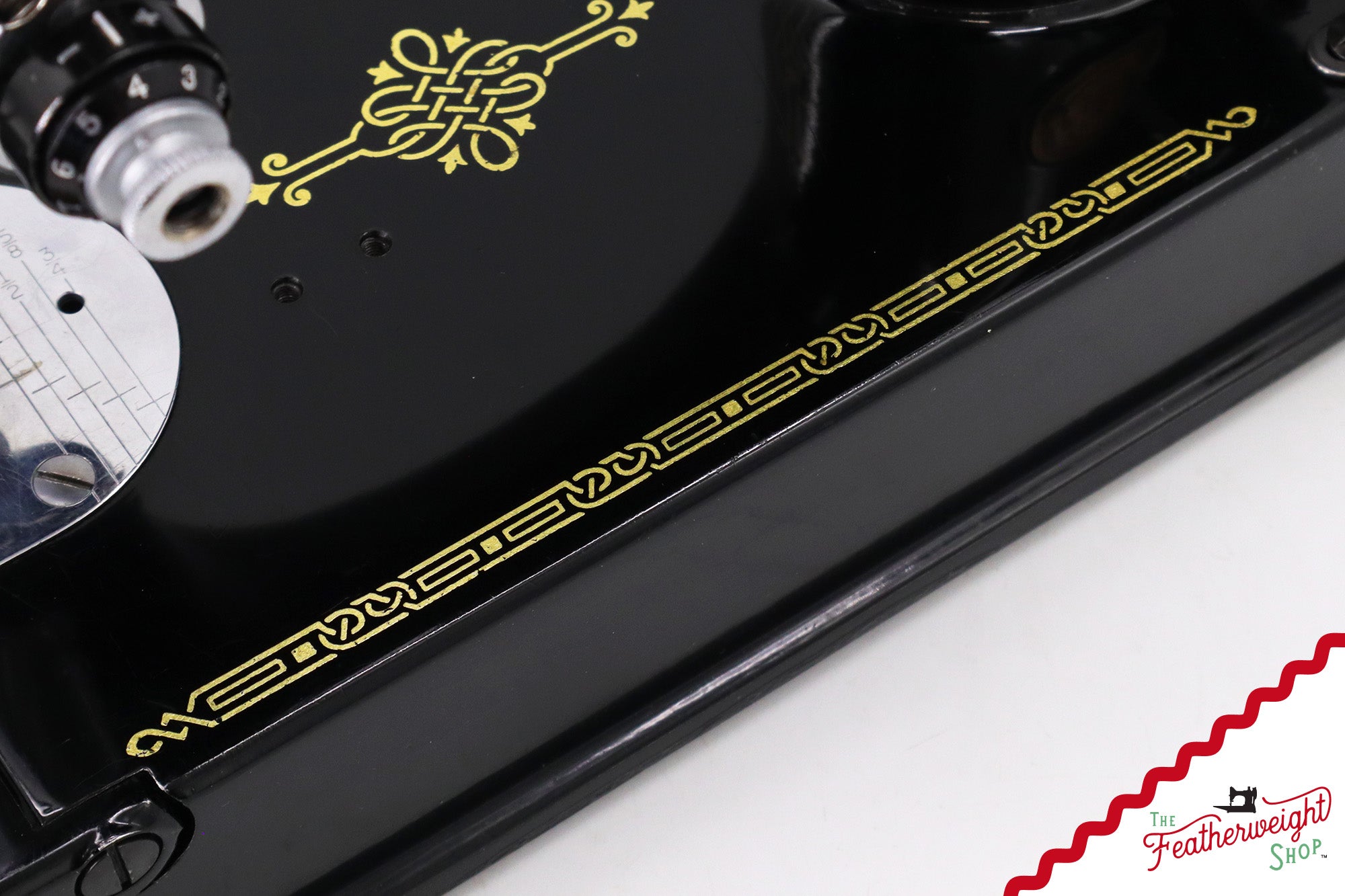 Singer Featherweight 221 Sewing Machine, AL164*** - 1952