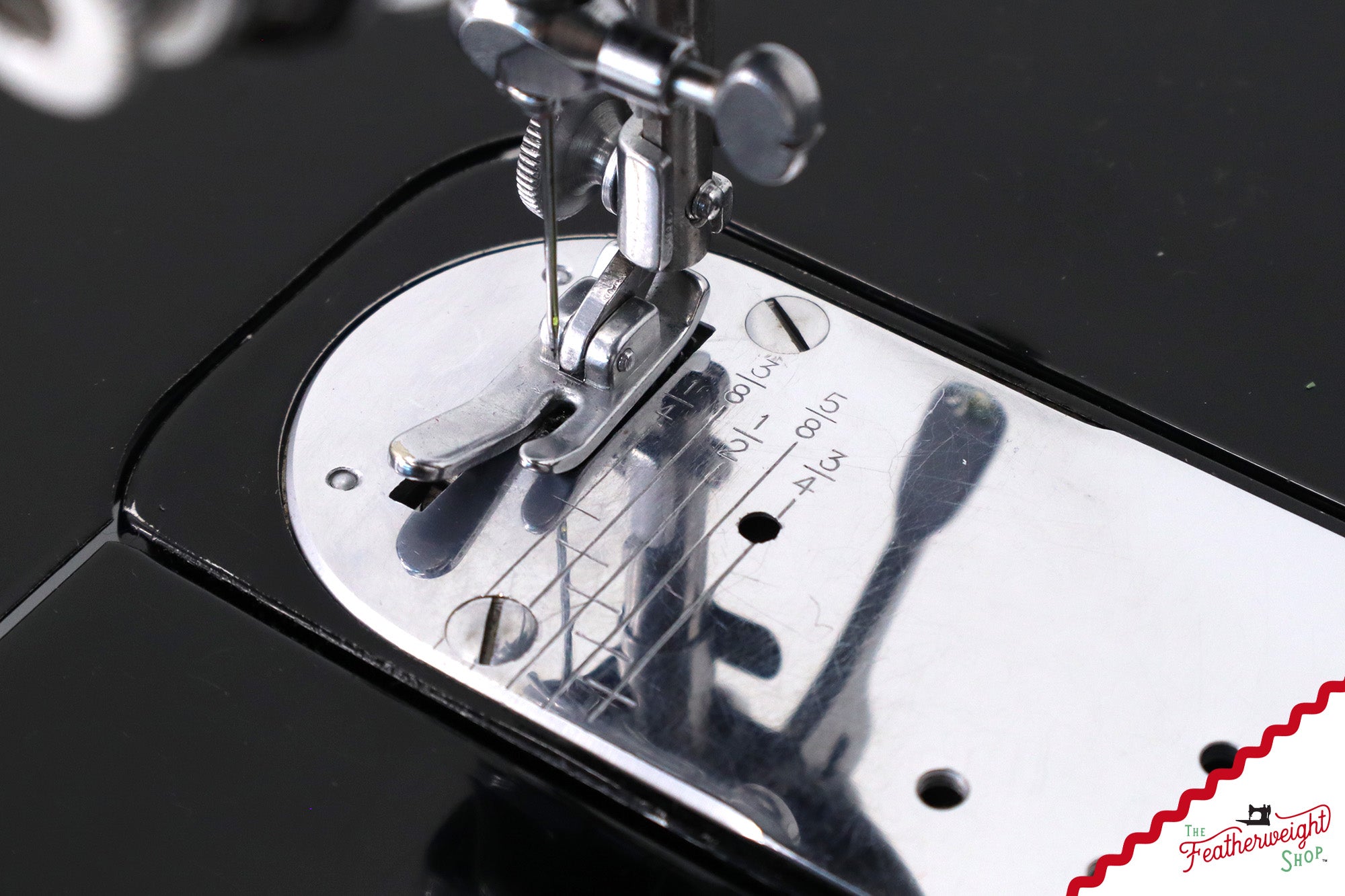 Singer Featherweight 222K Sewing Machine - EJ6178**, 1954