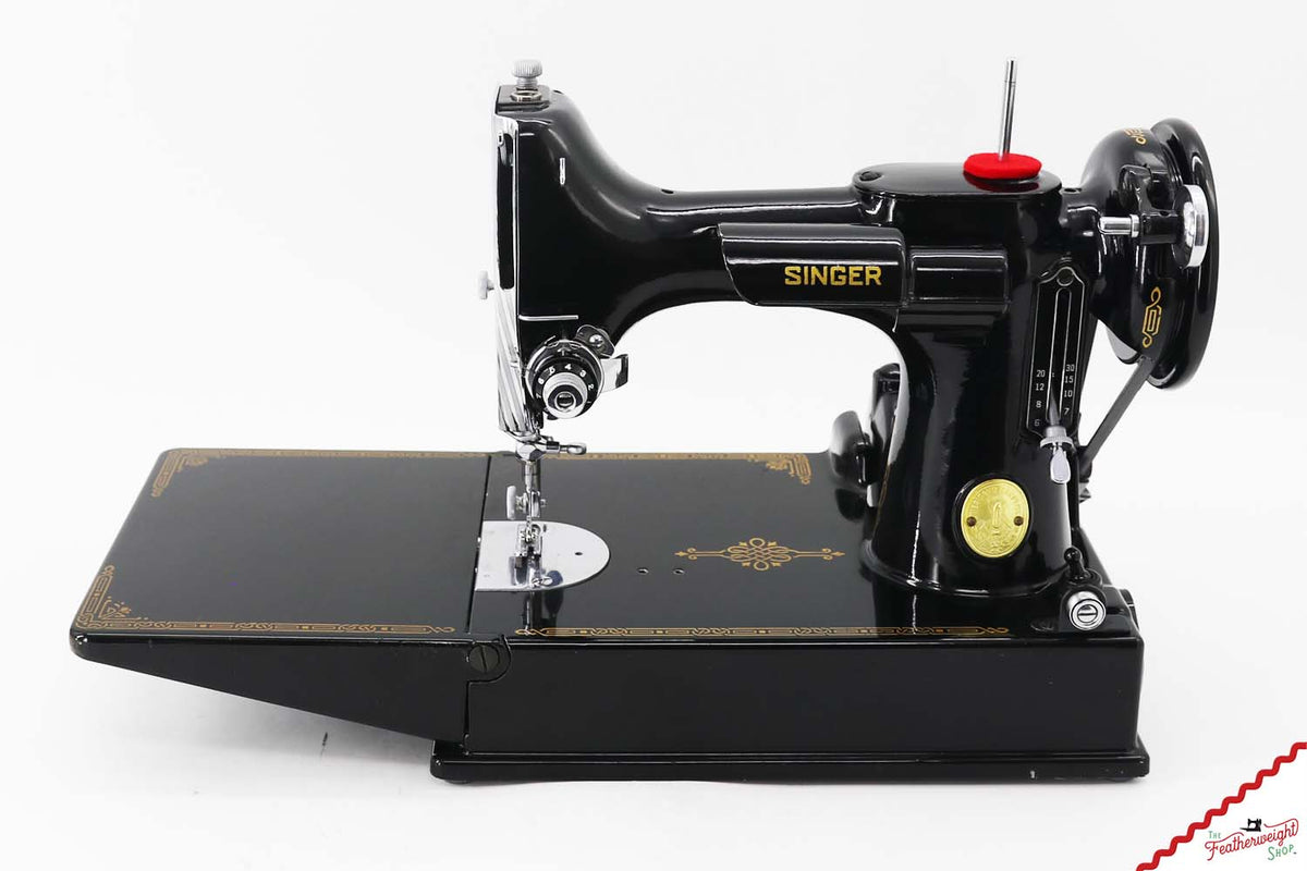 Singer Featherweight 221 Sewing Machine, AH131*** - 1947