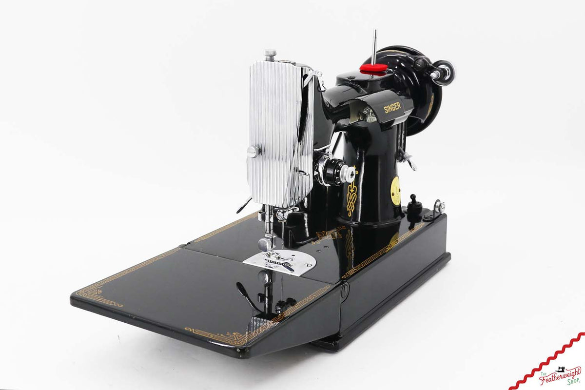 Singer Featherweight 221 Sewing Machine, AH131*** - 1947
