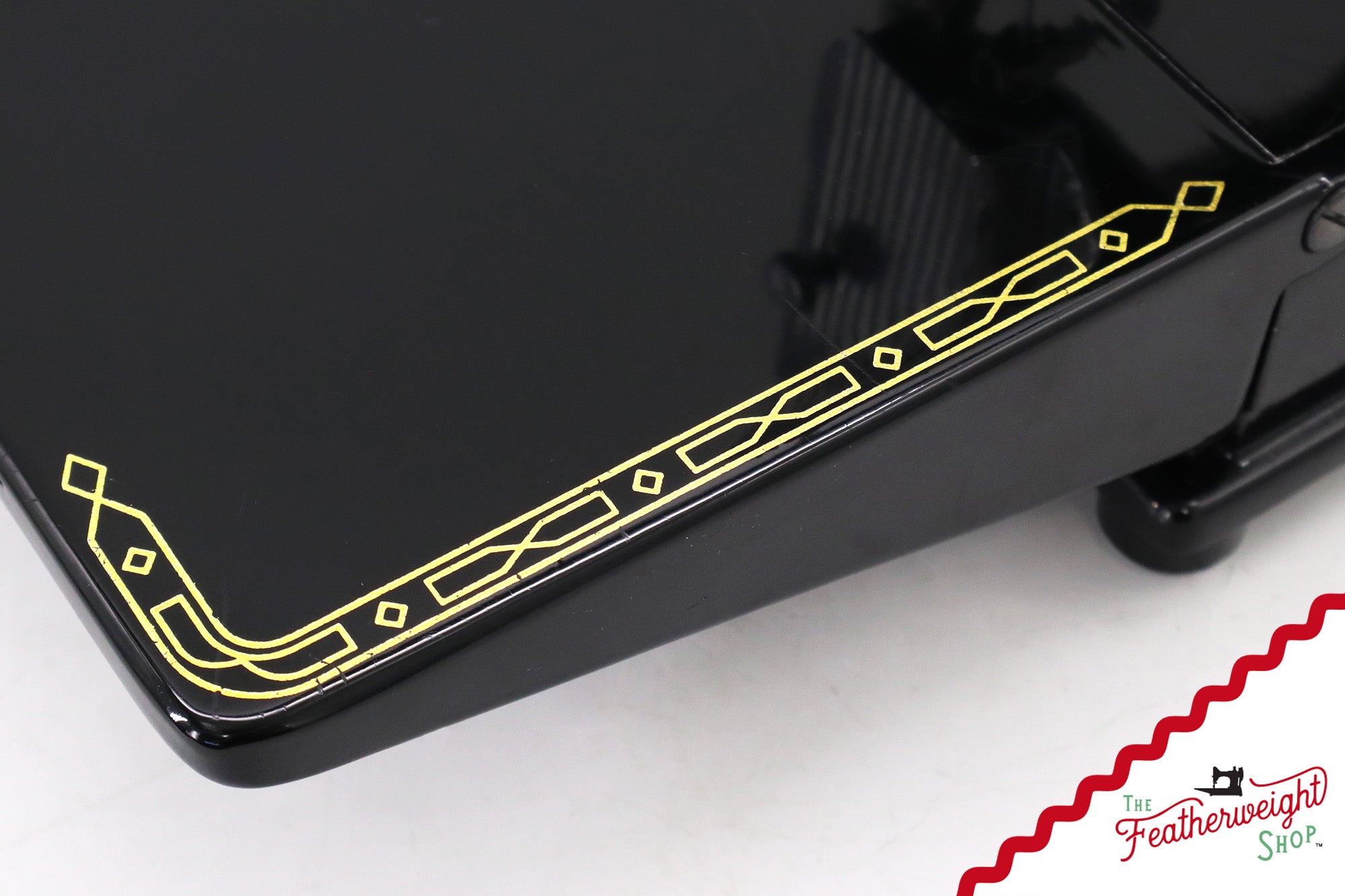 Singer Featherweight 222K Sewing Machine - EN138***, 1958