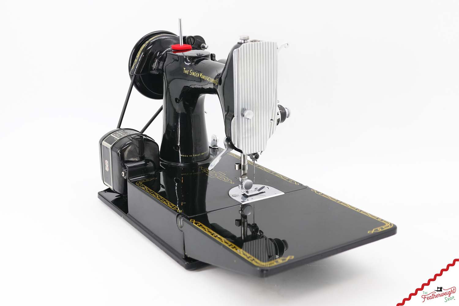 Singer Featherweight 221K Sewing Machine, 1958 - EN235***