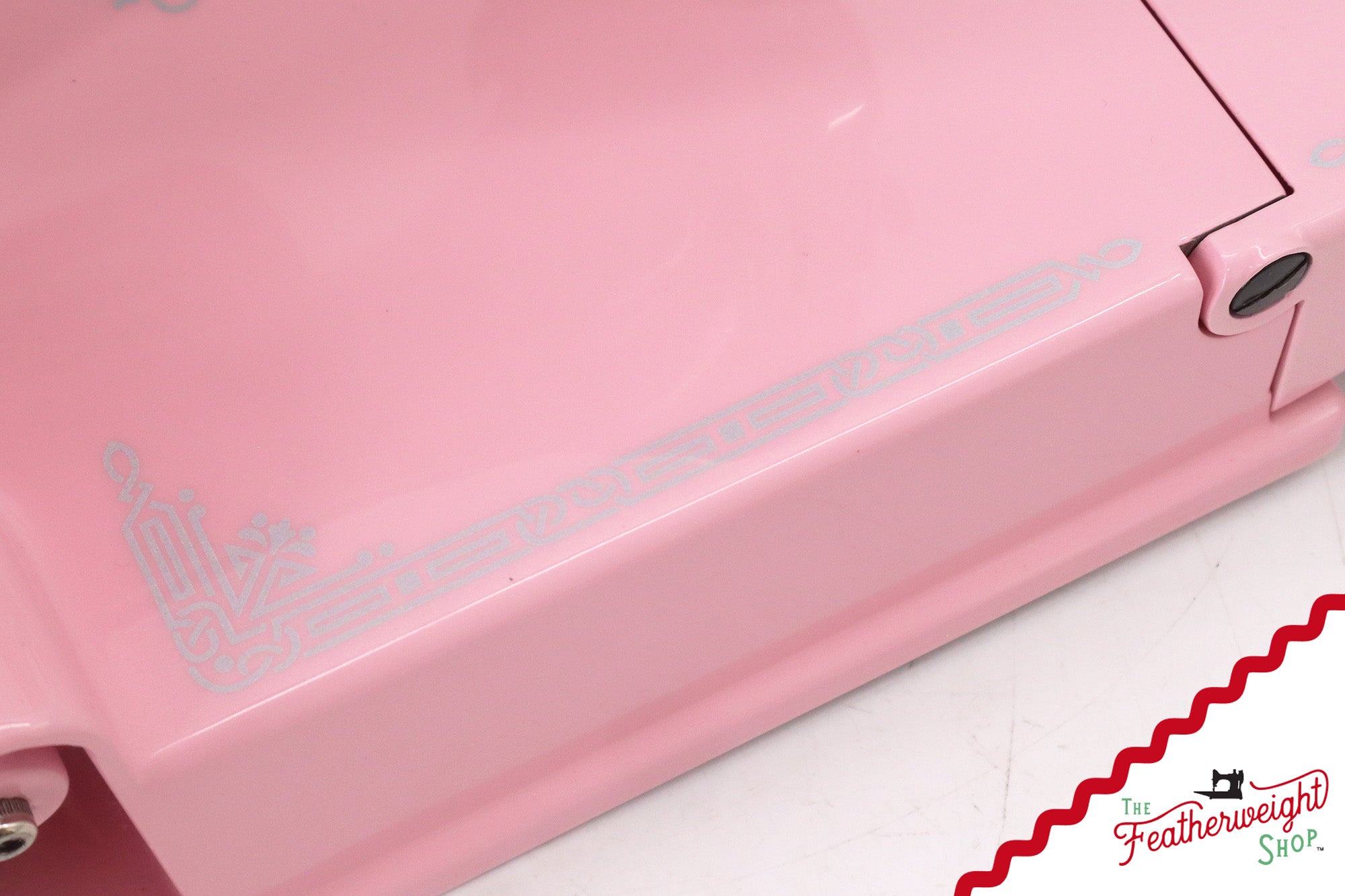 Singer Featherweight 221K - EF279*** - Fully Restored in Pink Frosting