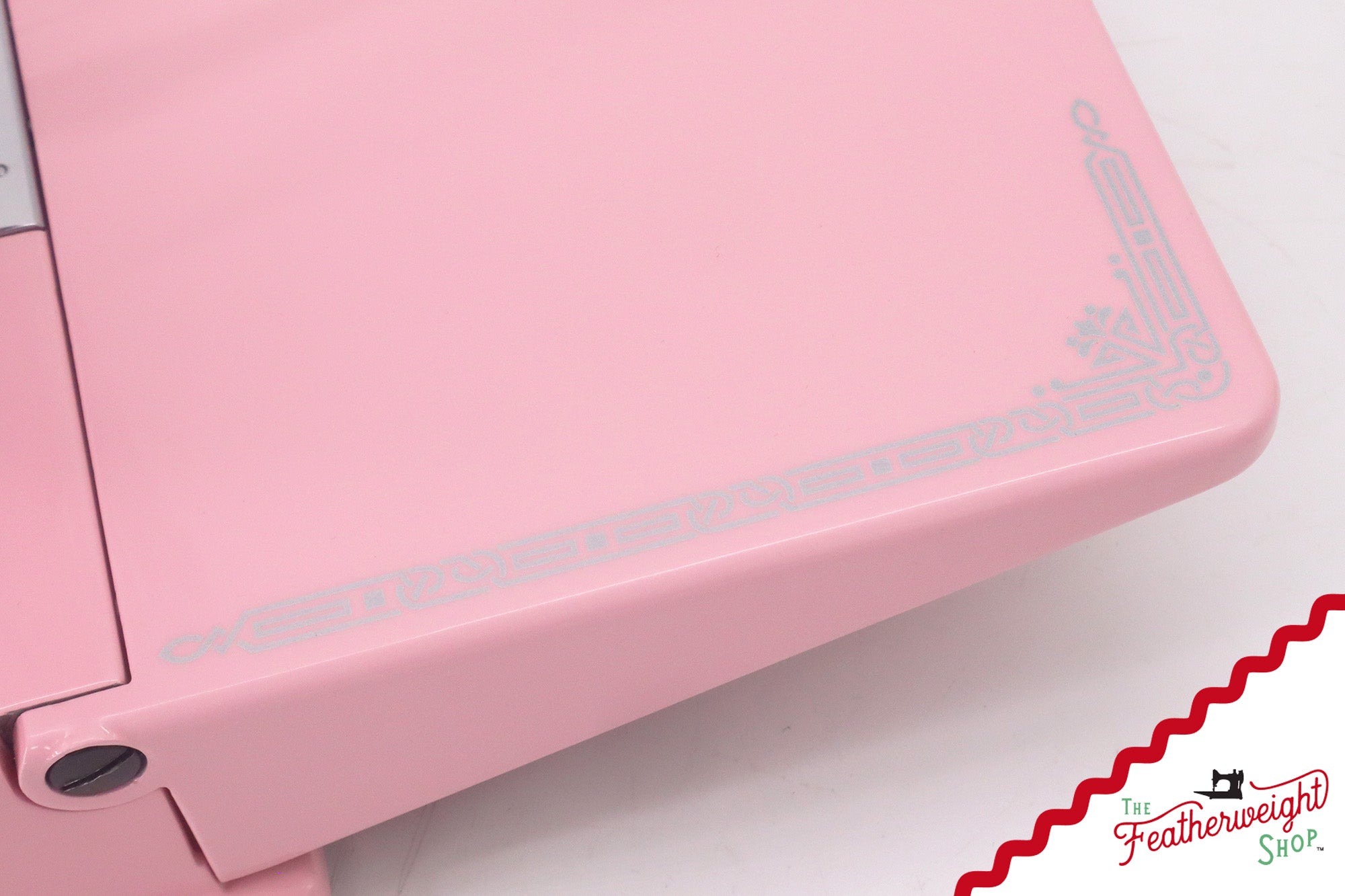 Singer Featherweight 221K - EF279*** - Fully Restored in Pink Frosting