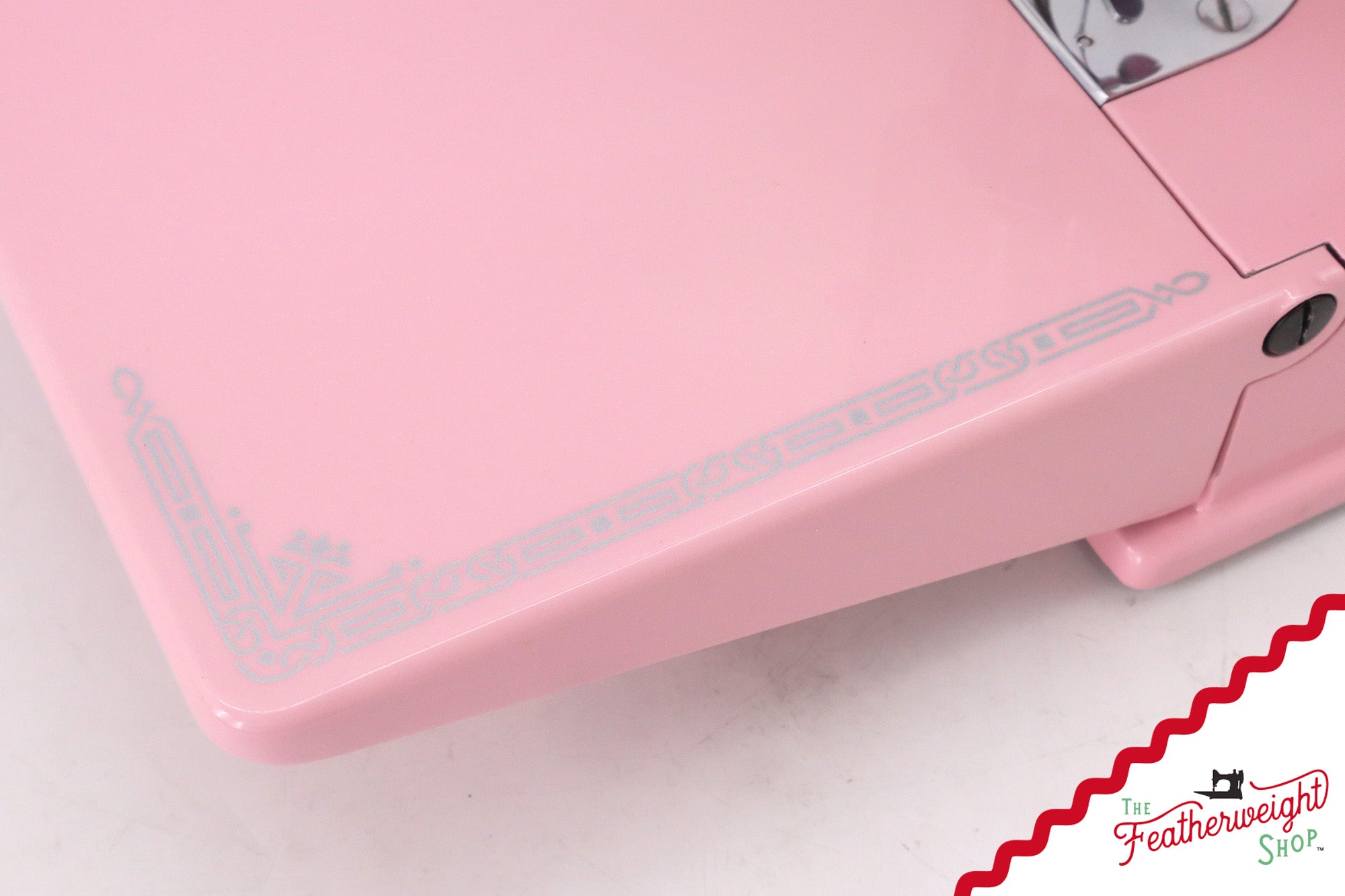 Singer Featherweight 221K - EF279*** - Fully Restored in Pink Frosting