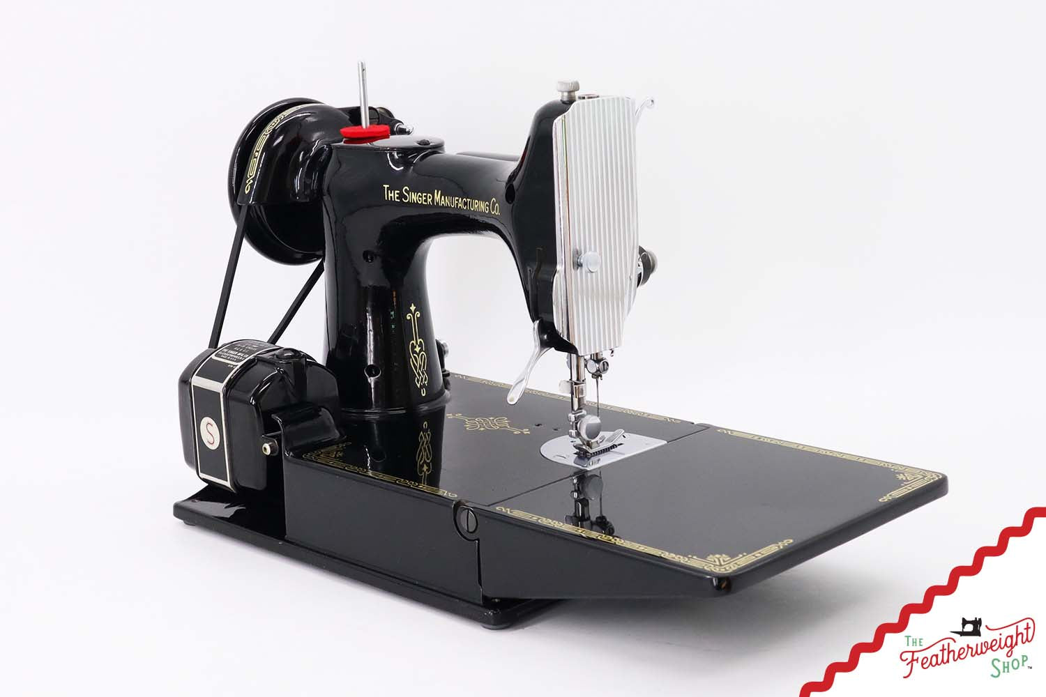 Singer Featherweight 221 Sewing Machine, AH993*** - 1948