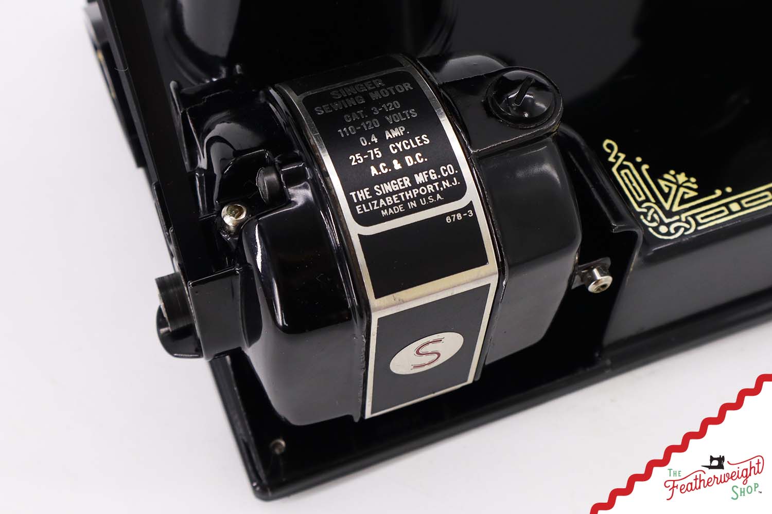 Singer Featherweight 221 Sewing Machine, AH993*** - 1948