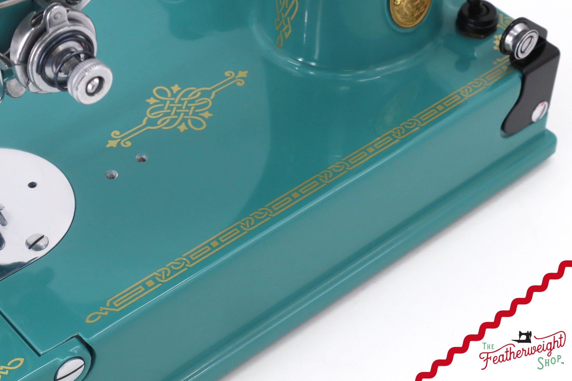 Singer Featherweight 221, AE061*** - Fully Restored in Lagoon