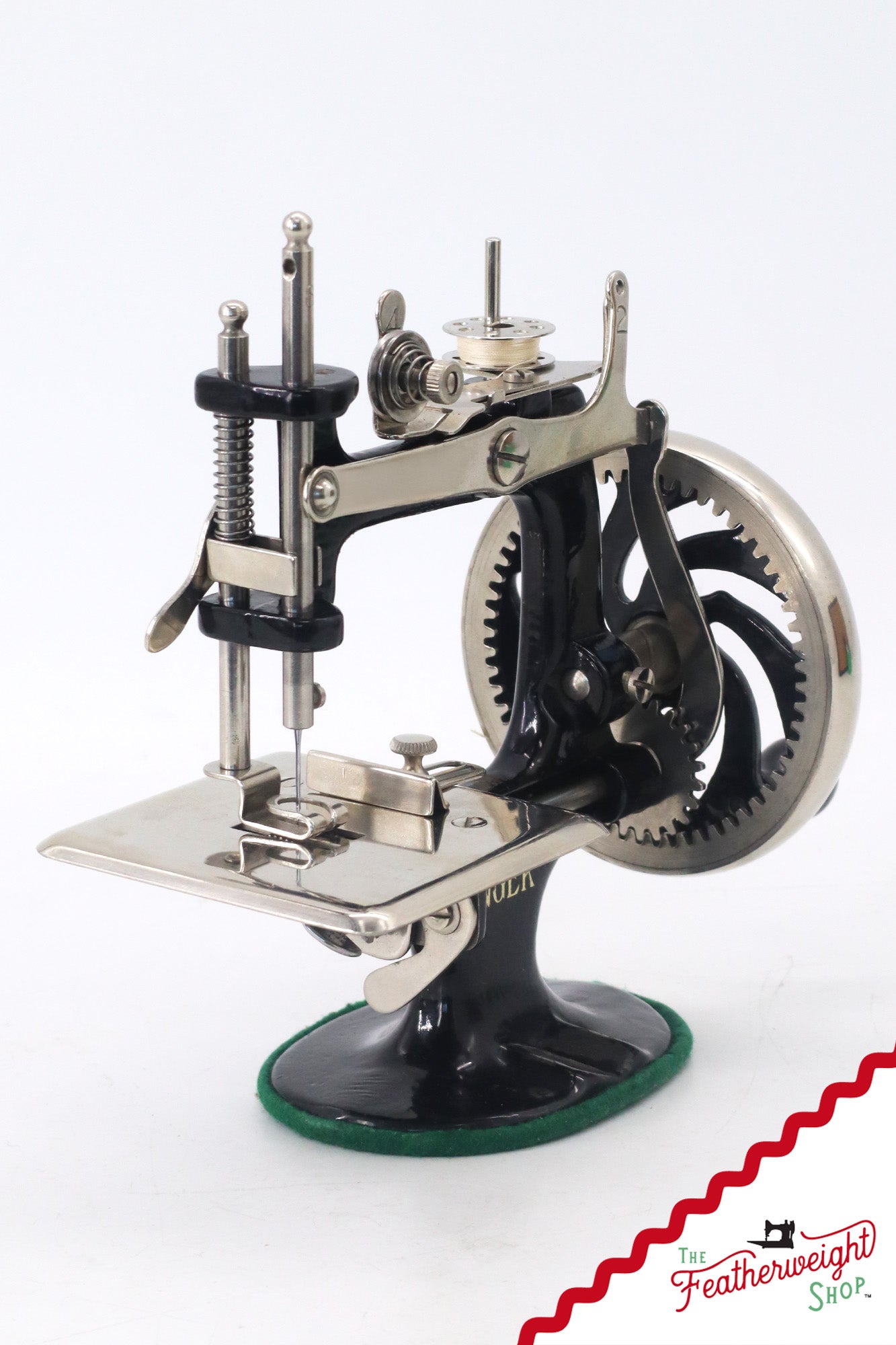 Singer Sewhandy Model 20 Complete Set, Black - June 2025, Faire