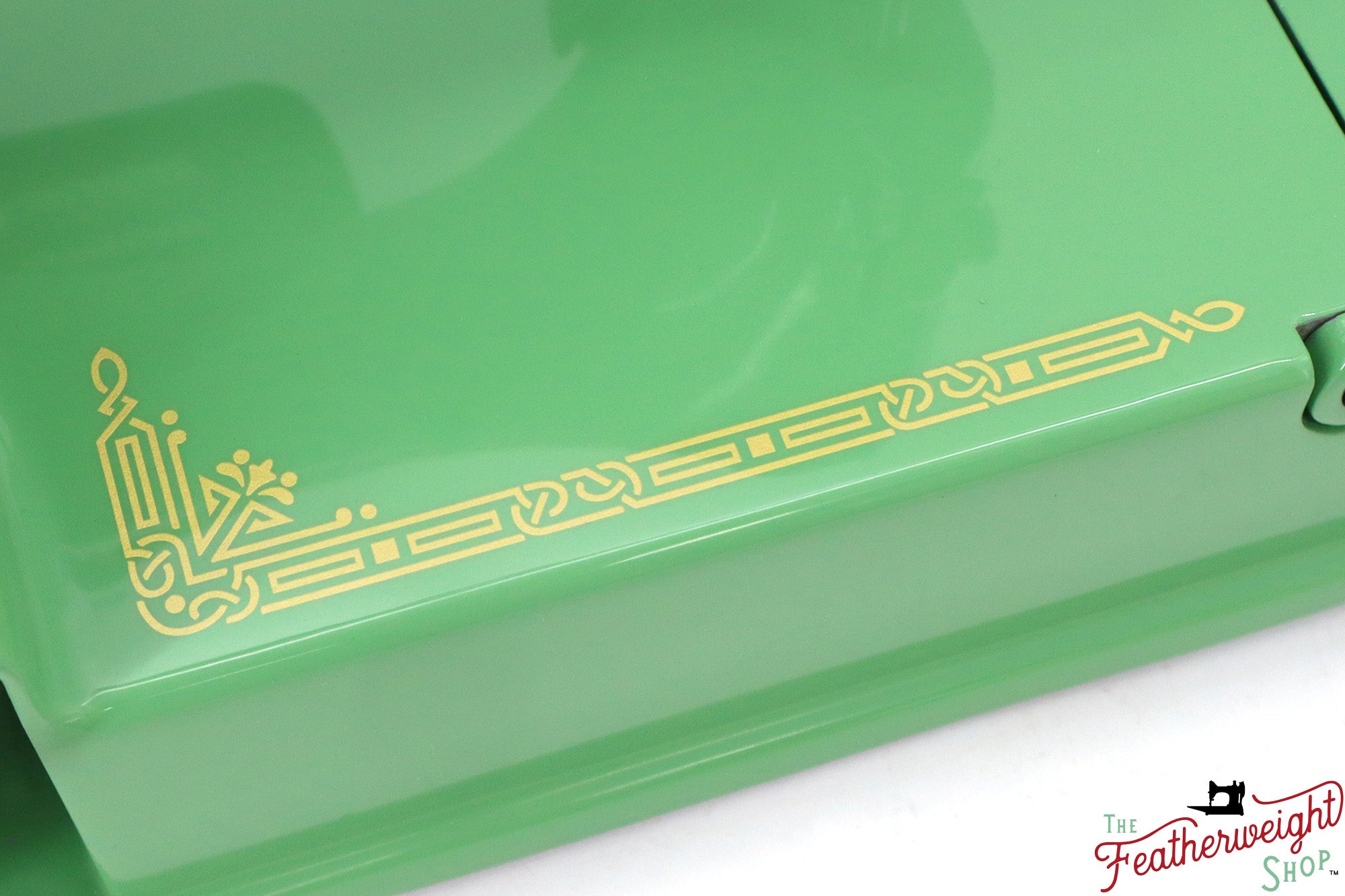 Singer Featherweight 221, AH211*** - Fully Restored in Art Deco Green