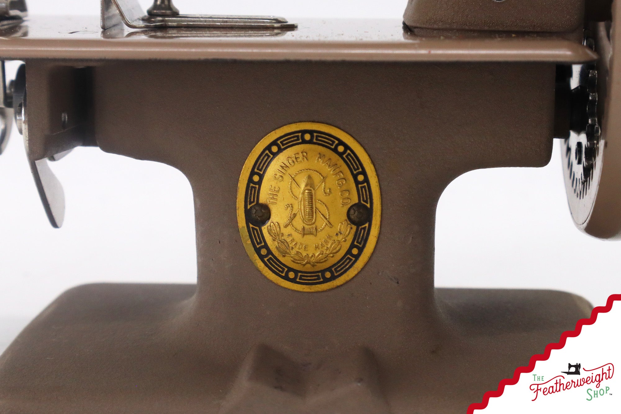 Singer Sewhandy Model 20 - Wrinkle / Warm Taupe, Complete Case Set! June 2025