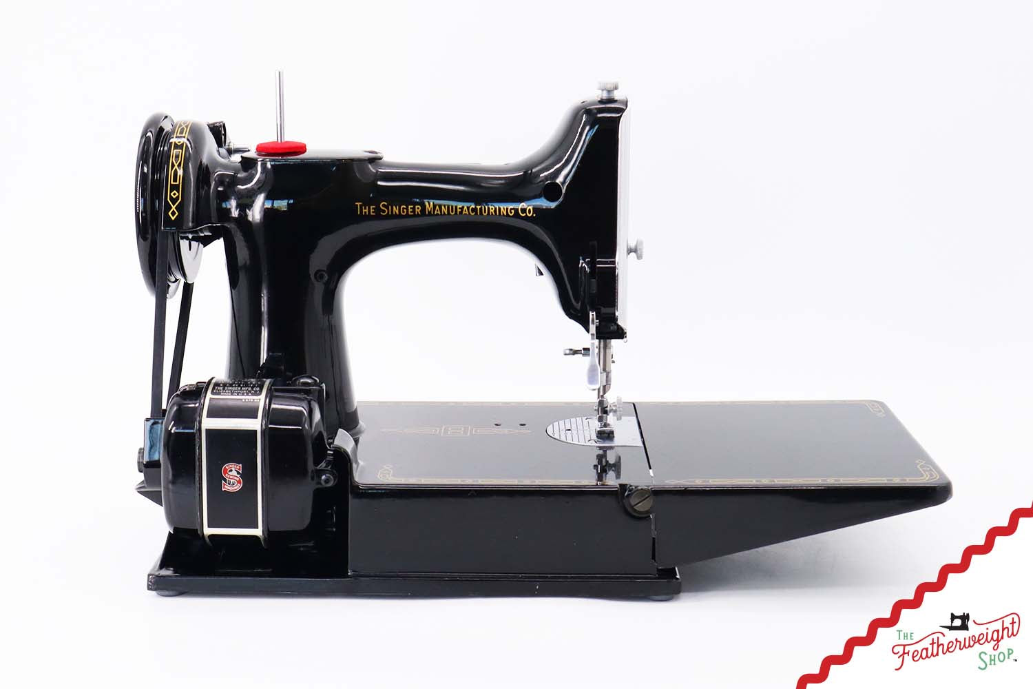 Singer Featherweight 221 Sewing Machine, AM659*** - 1957
