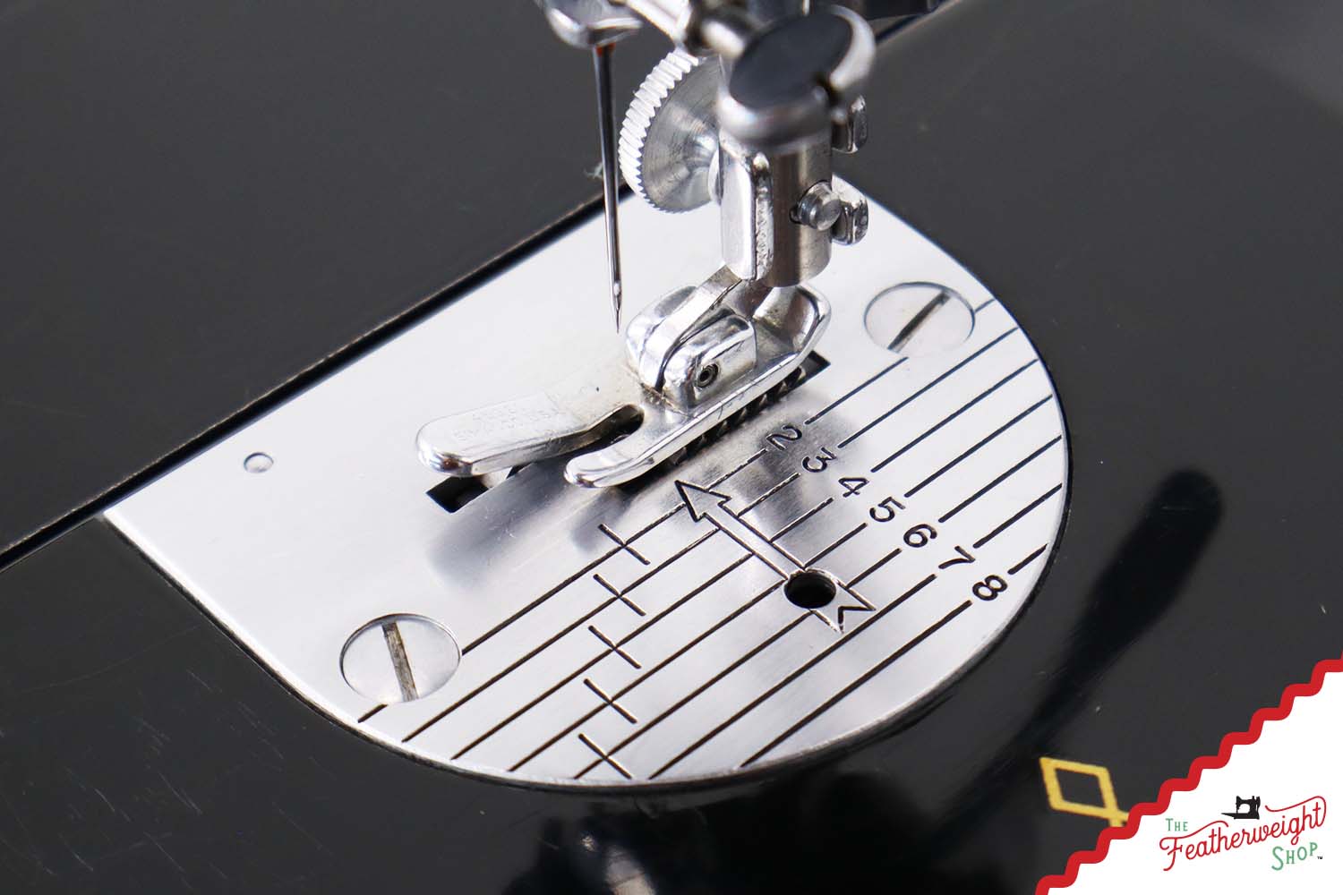 Singer Featherweight 221 Sewing Machine, AM659*** - 1957