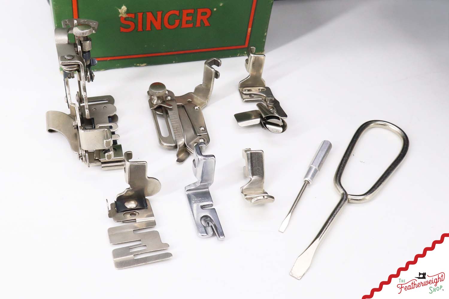 Singer Featherweight 221K Sewing Machine, 1955 - EK212***