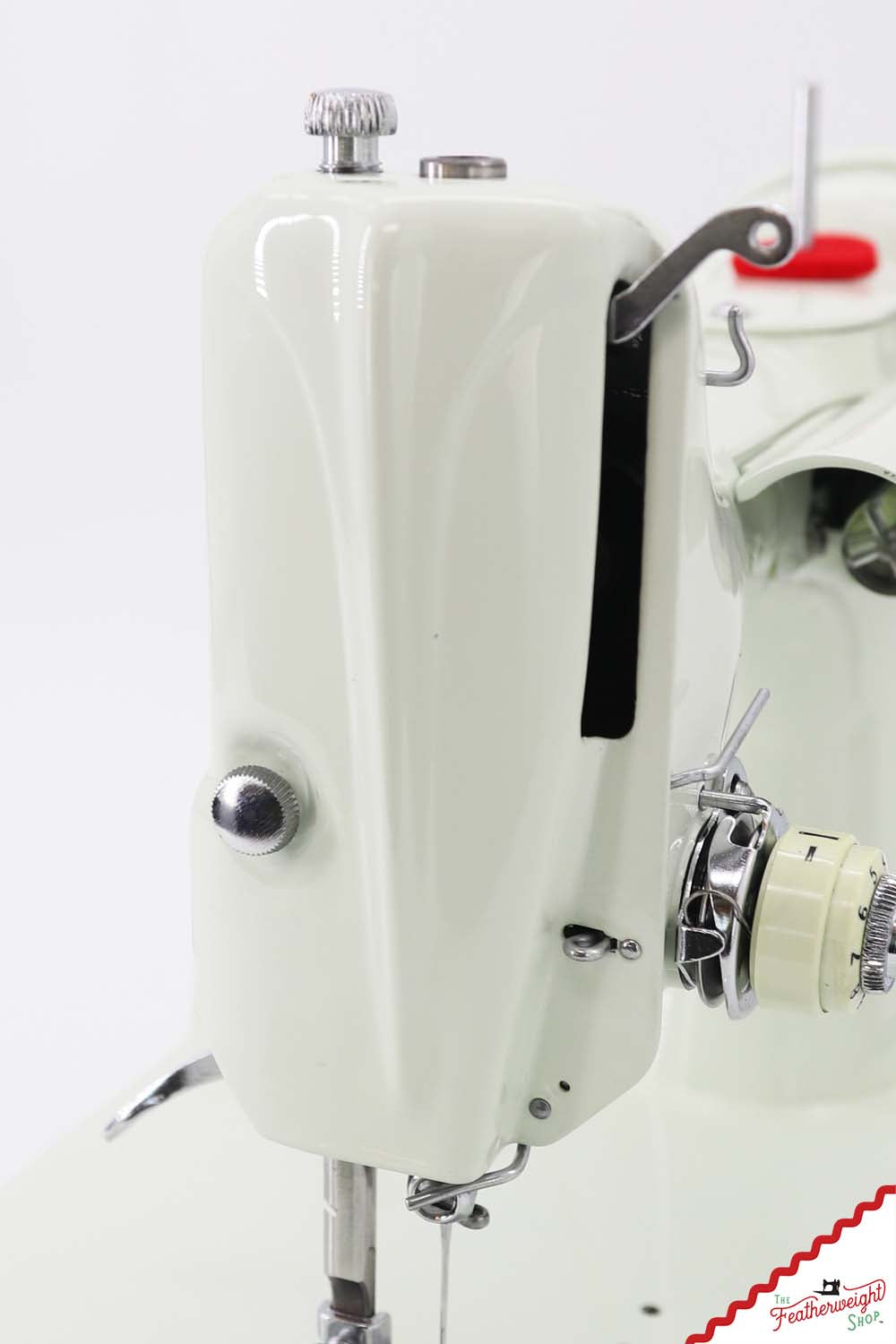 Singer Featherweight 221K Sewing Machine, British WHITE EV9703**