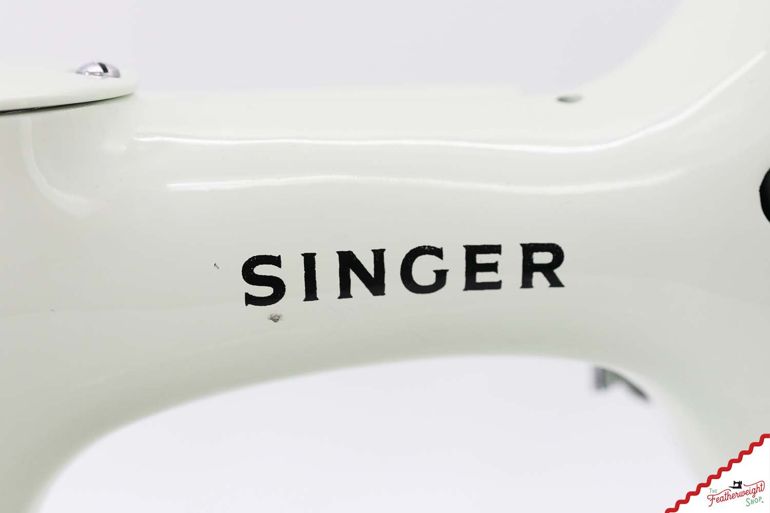 Singer Featherweight 221K Sewing Machine, British WHITE EV9703**