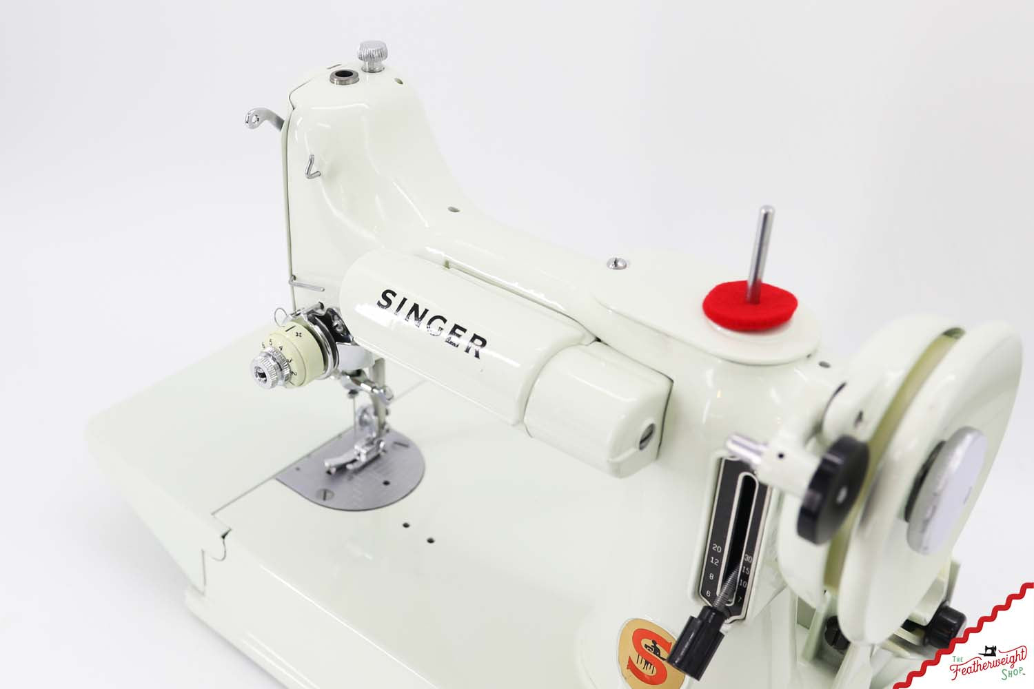 Singer Featherweight 221K Sewing Machine, British WHITE EV9703**
