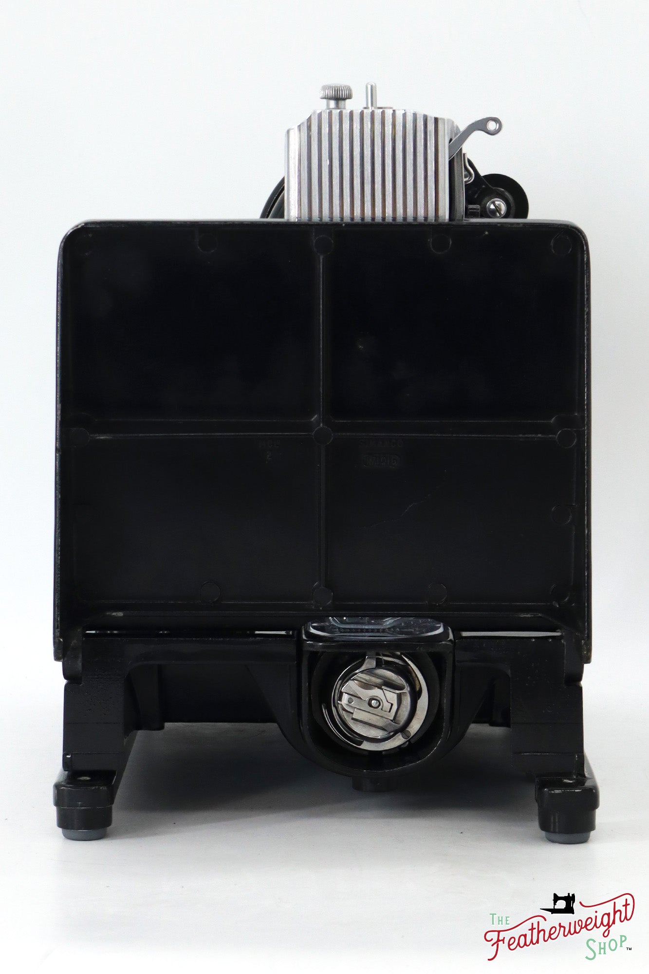 Singer Featherweight 222K Sewing Machine - EM6057**, 1957