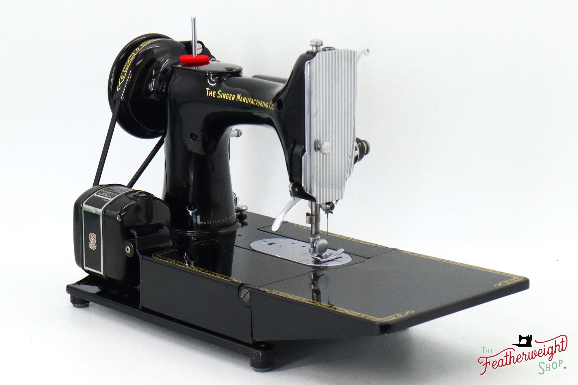 Singer Featherweight 222K Sewing Machine - EM6057**, 1957
