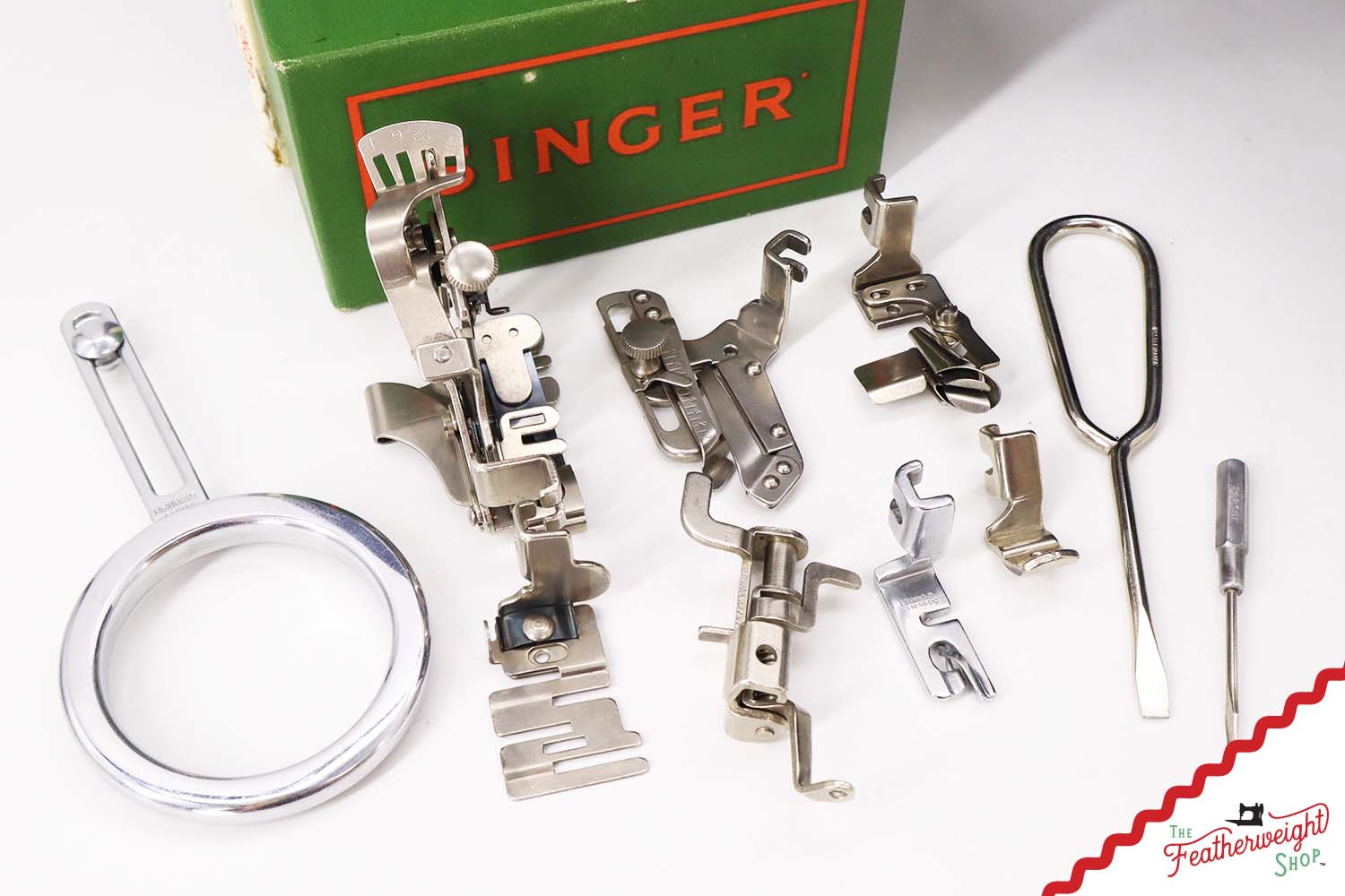 Singer Featherweight 222K Sewing Machine - EK3282**, 1955