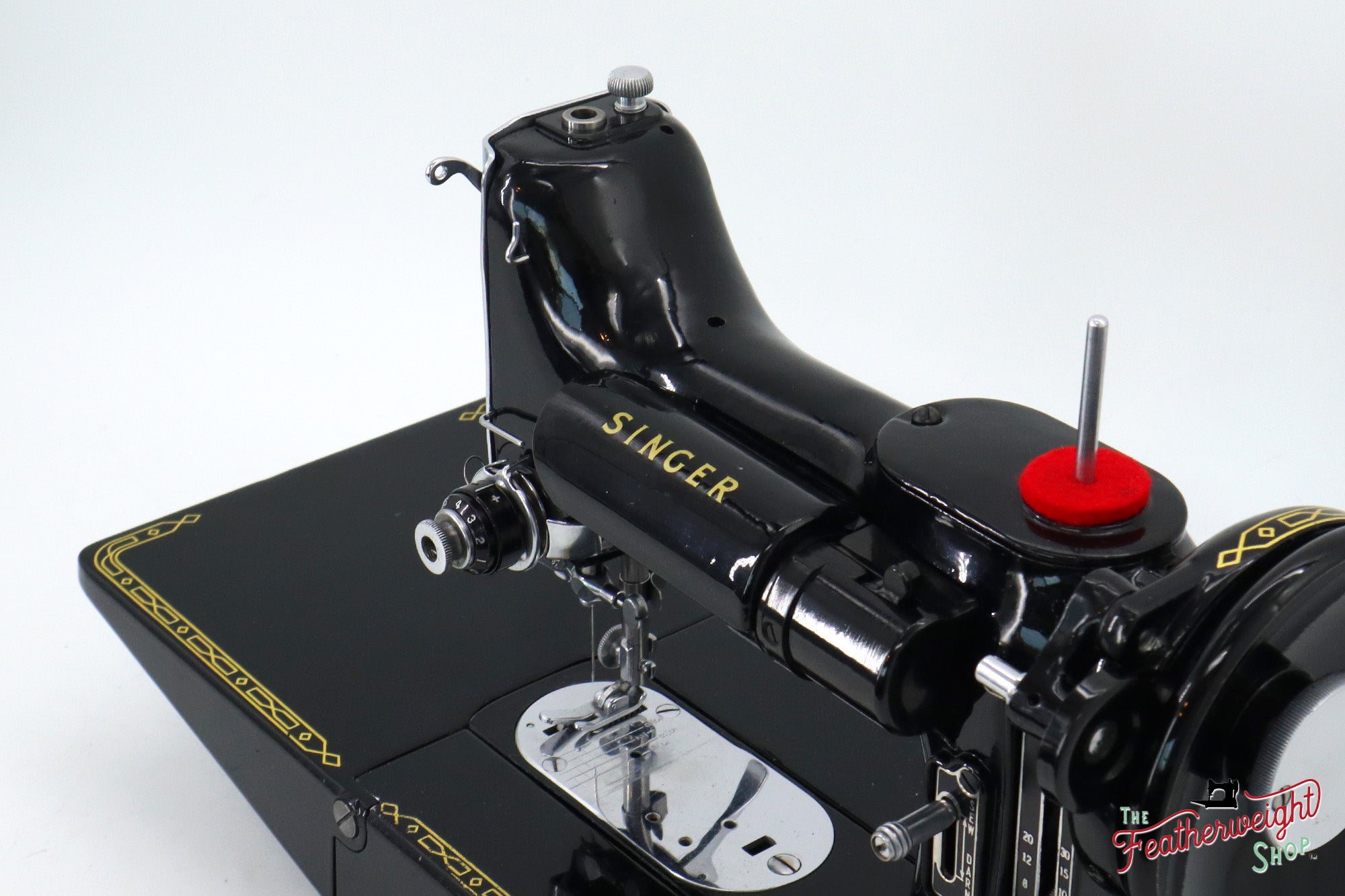 Singer Featherweight 222K Sewing Machine - EM6057**, 1957