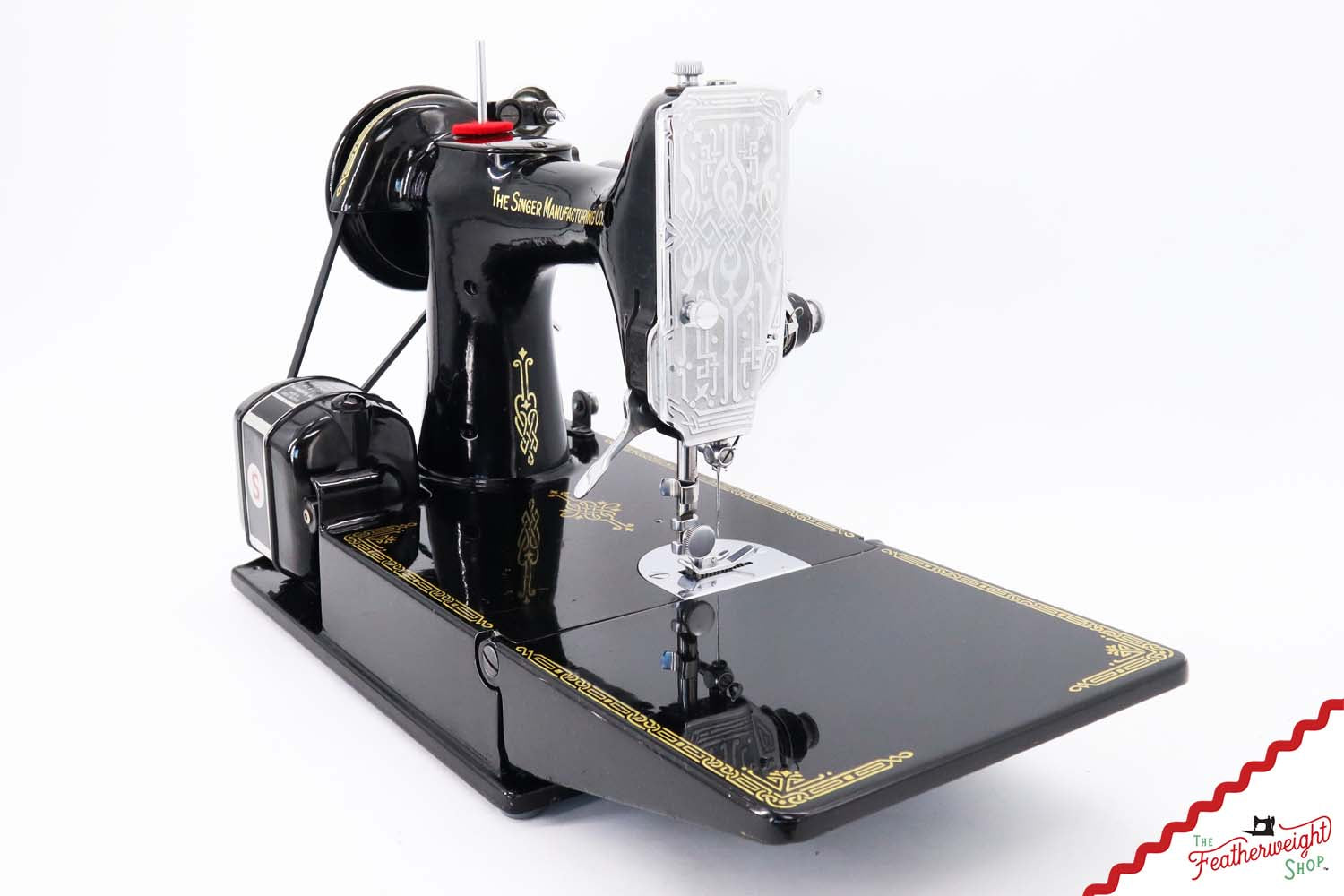 Singer Featherweight 221K Sewing Machine, Centennial: EG709***