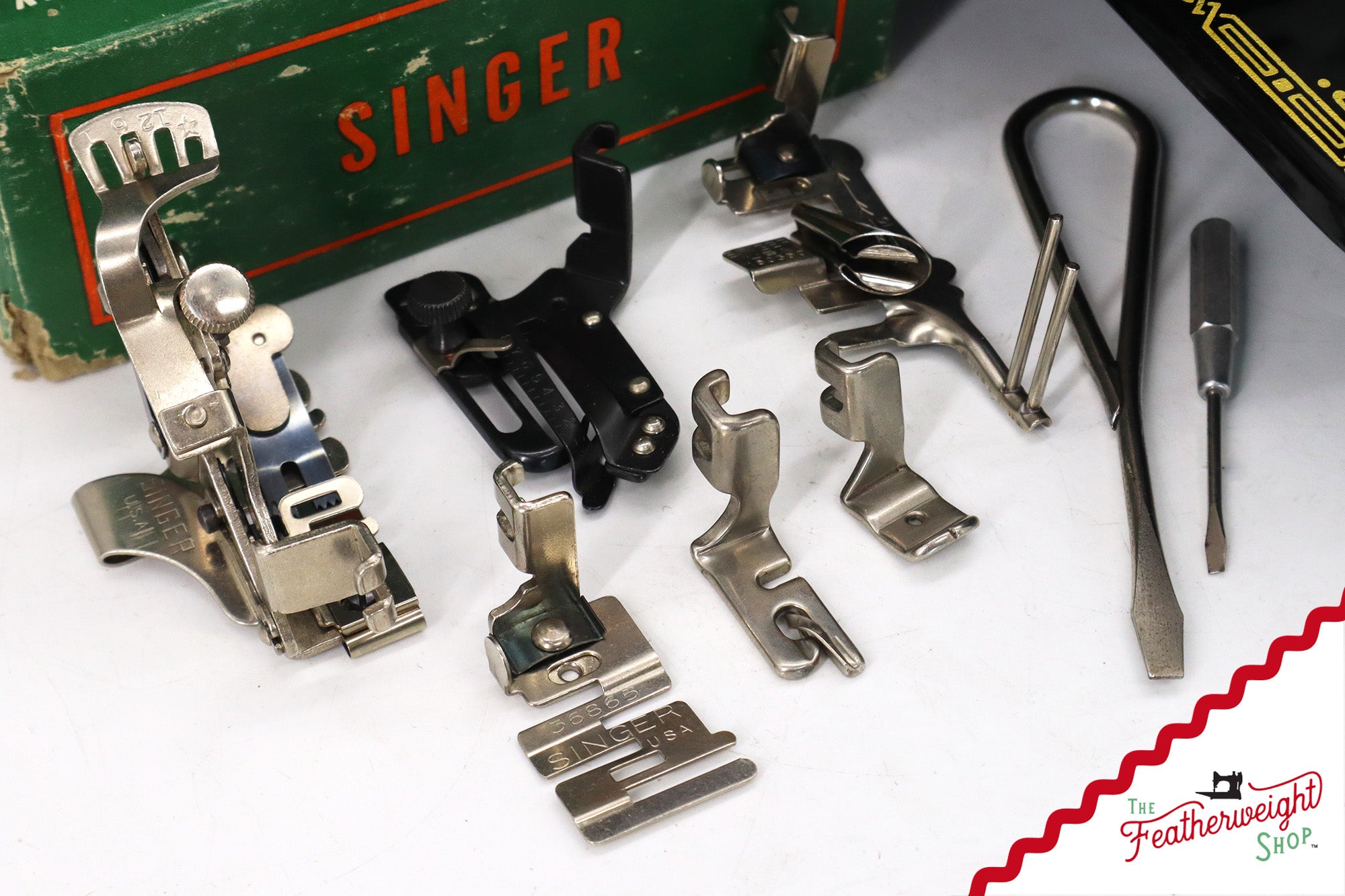 Singer Featherweight 221 Sewing Machine, Centennial: AK5851**