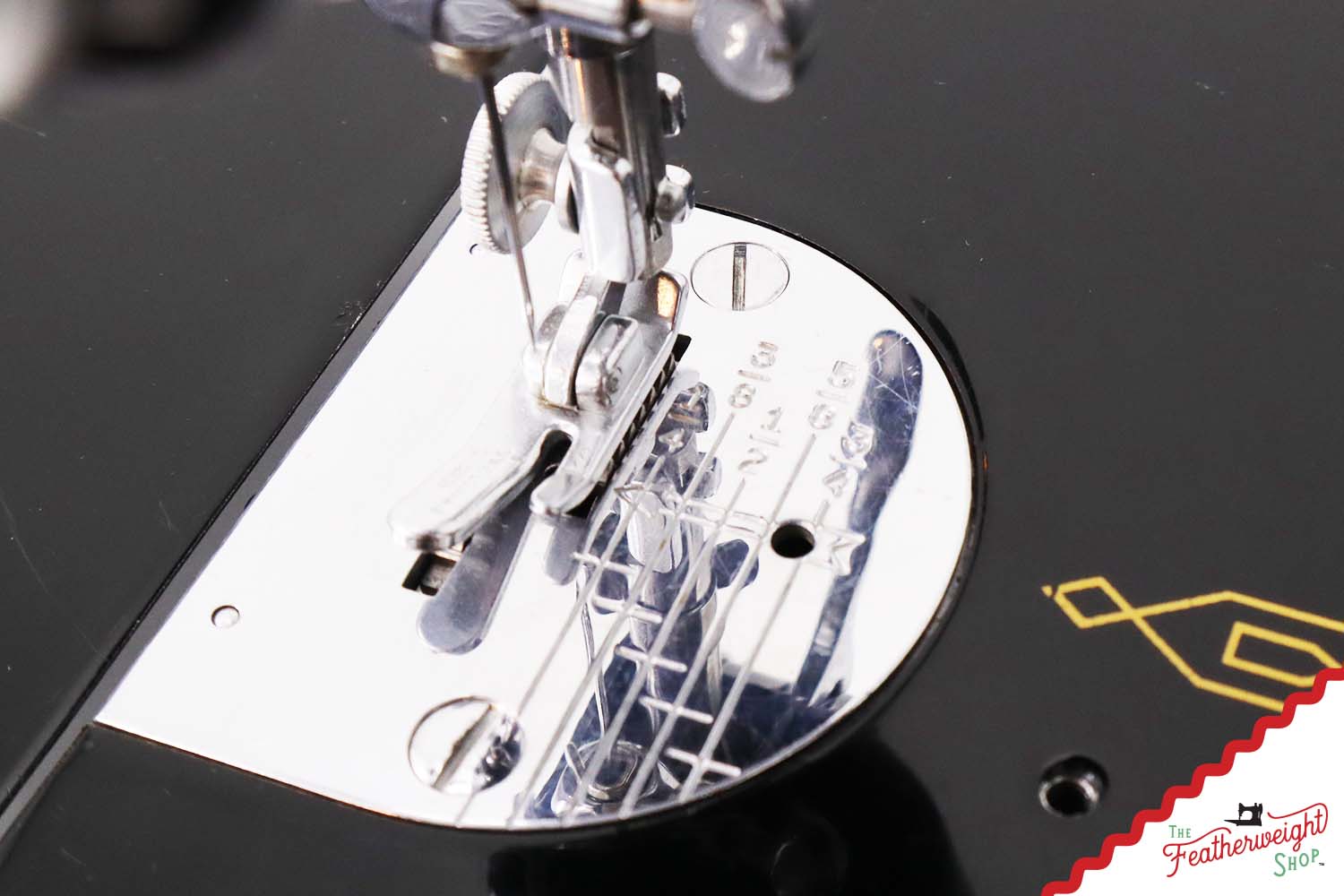 Singer Featherweight 221 Sewing Machine, AL697*** - 1954