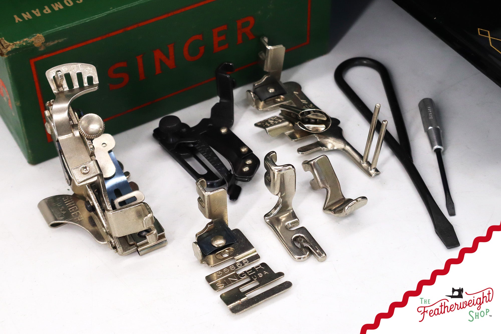 Singer Featherweight 221 Sewing Machine, AL701*** - 1954