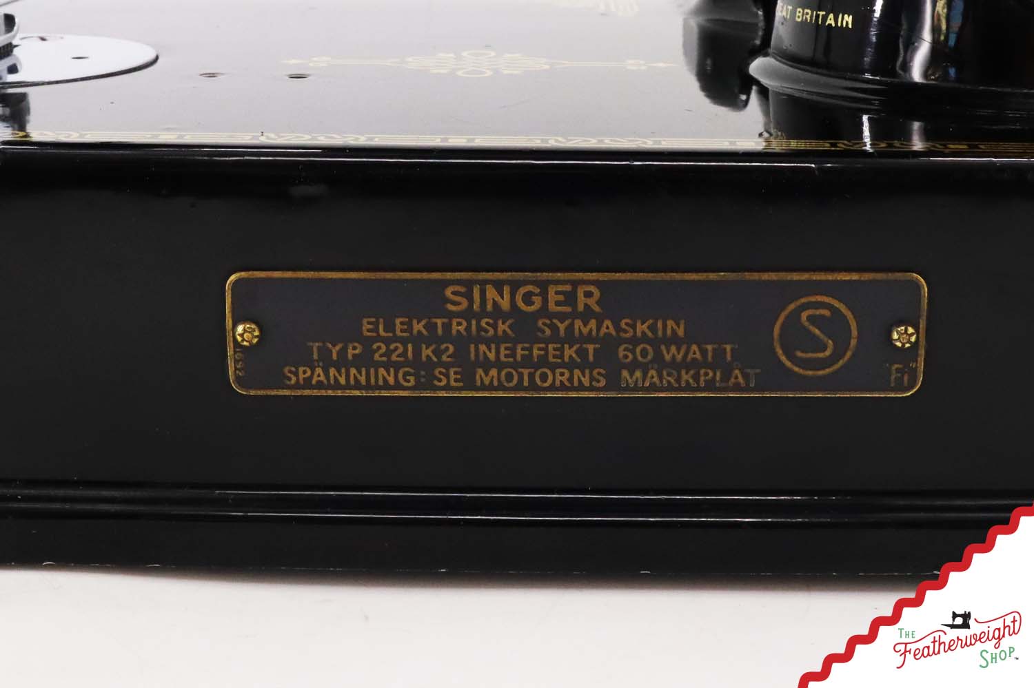 Singer Featherweight Swedish 221K Sewing Machine, EH0011**