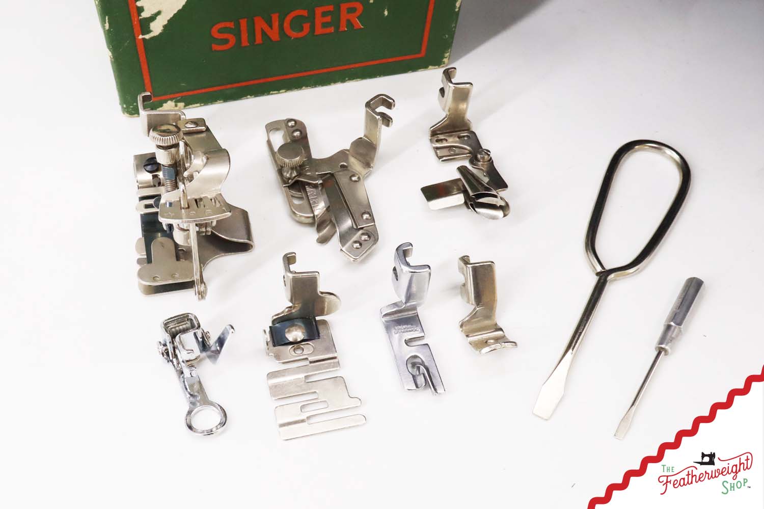 Singer Featherweight 222K Sewing Machine - EK3221**, 1955