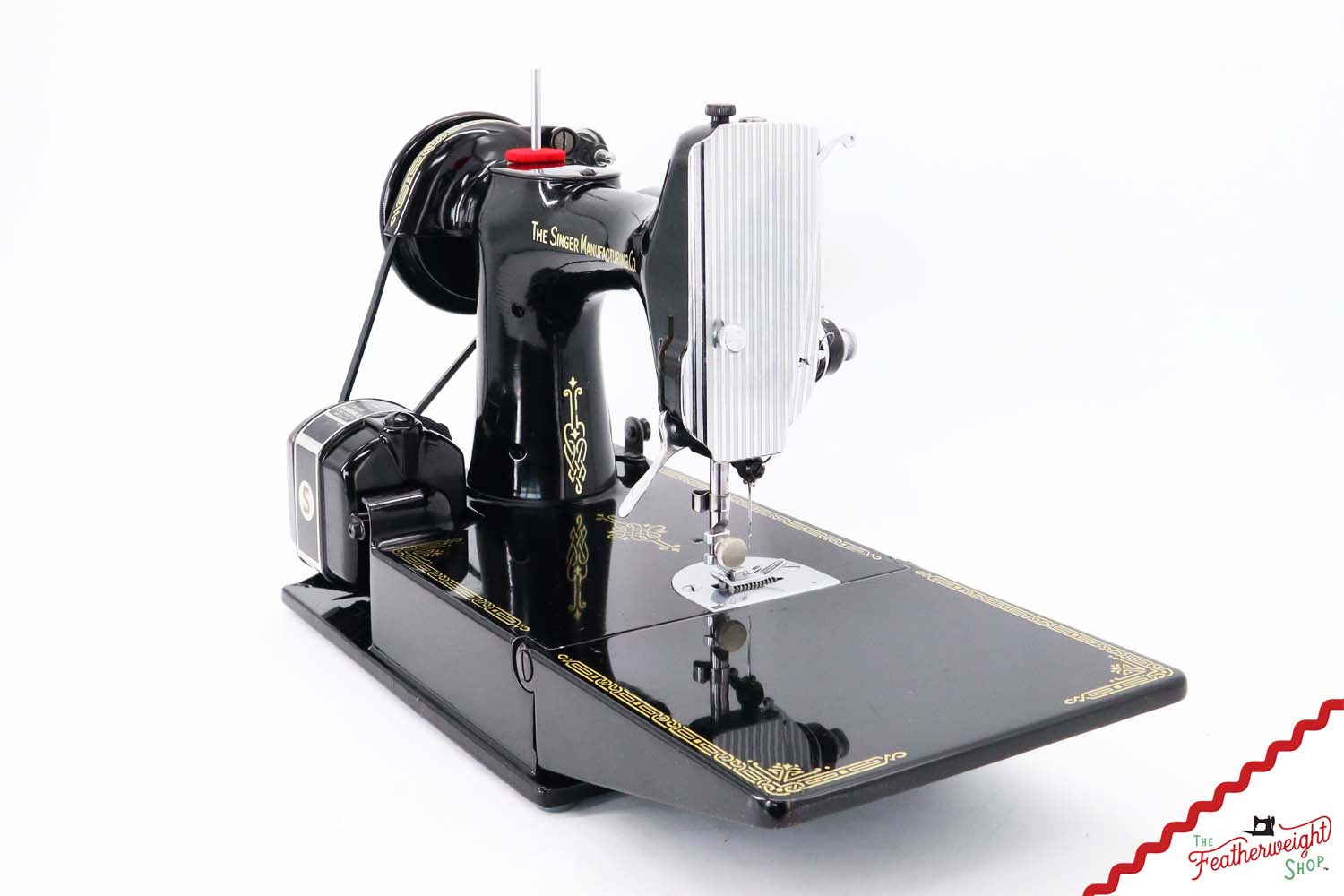 Singer Featherweight 221 Sewing Machine, AK624*** - 1951
