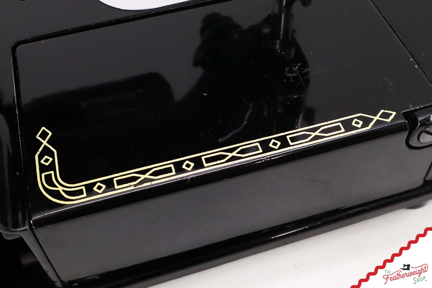 Singer Featherweight 222K Sewing Machine - EM6023**, 1957