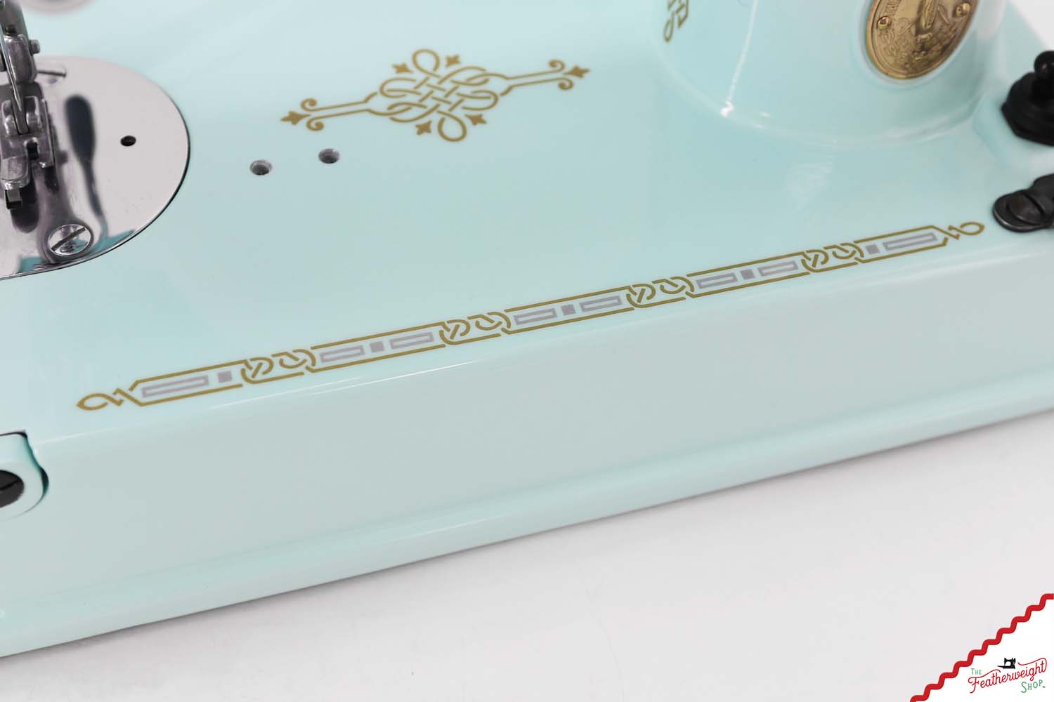 Singer Featherweight 221 AH640*** - Fully Restored in Snowflake Blue