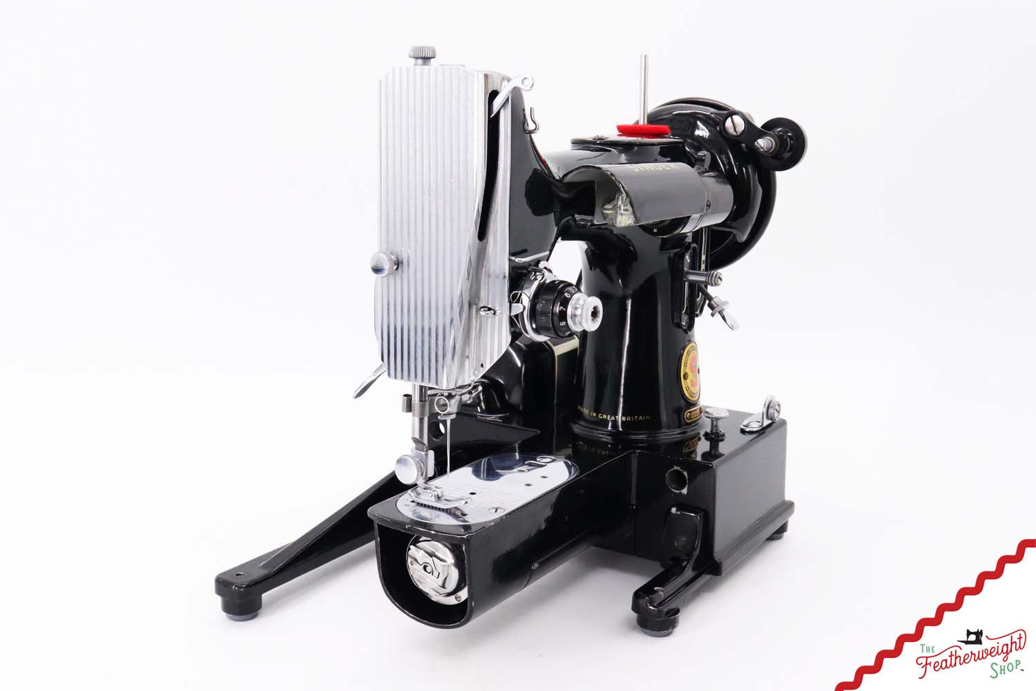Singer Featherweight 222K Sewing Machine, Red 'S' - ER3179** - 1960