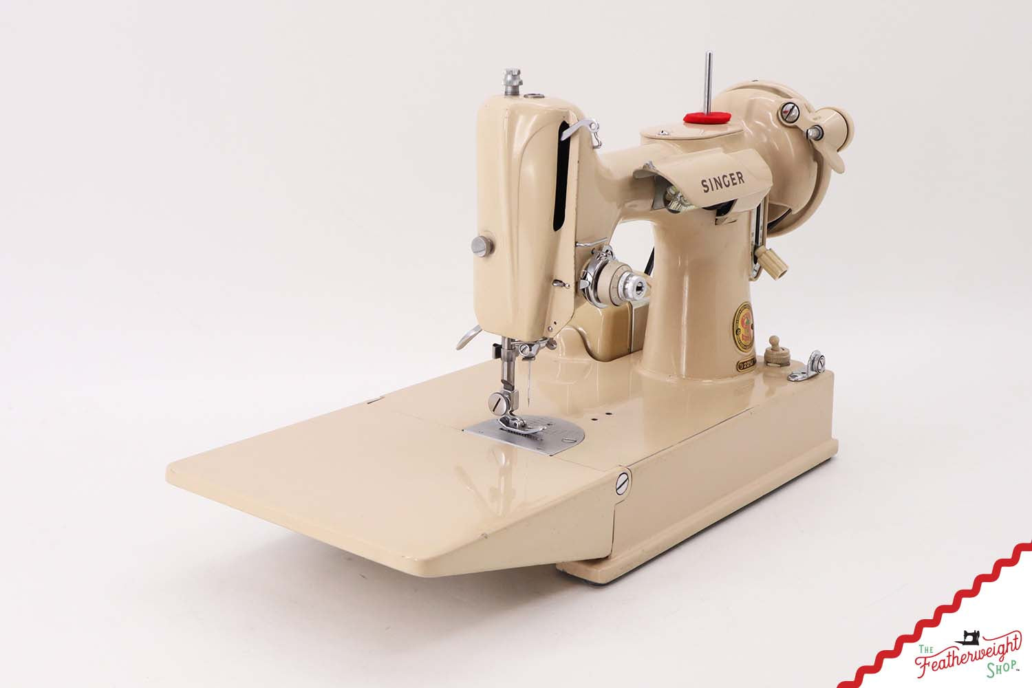 Singer Featherweight 221J Sewing Machine, Tan - JE161***