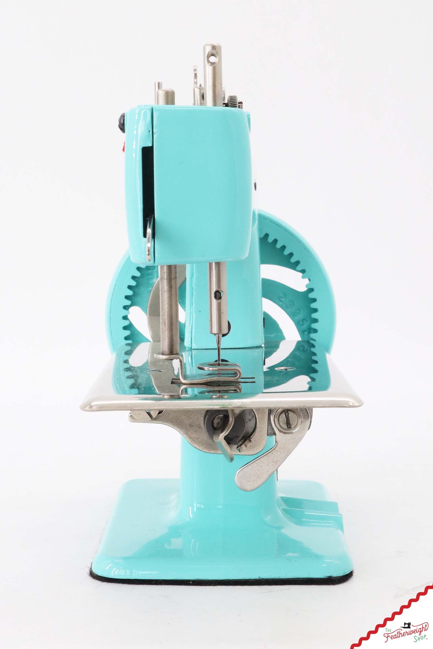 Singer Sewhandy Model 20 - Fully Restored in Tiffany Blue - Holiday Faire 2025